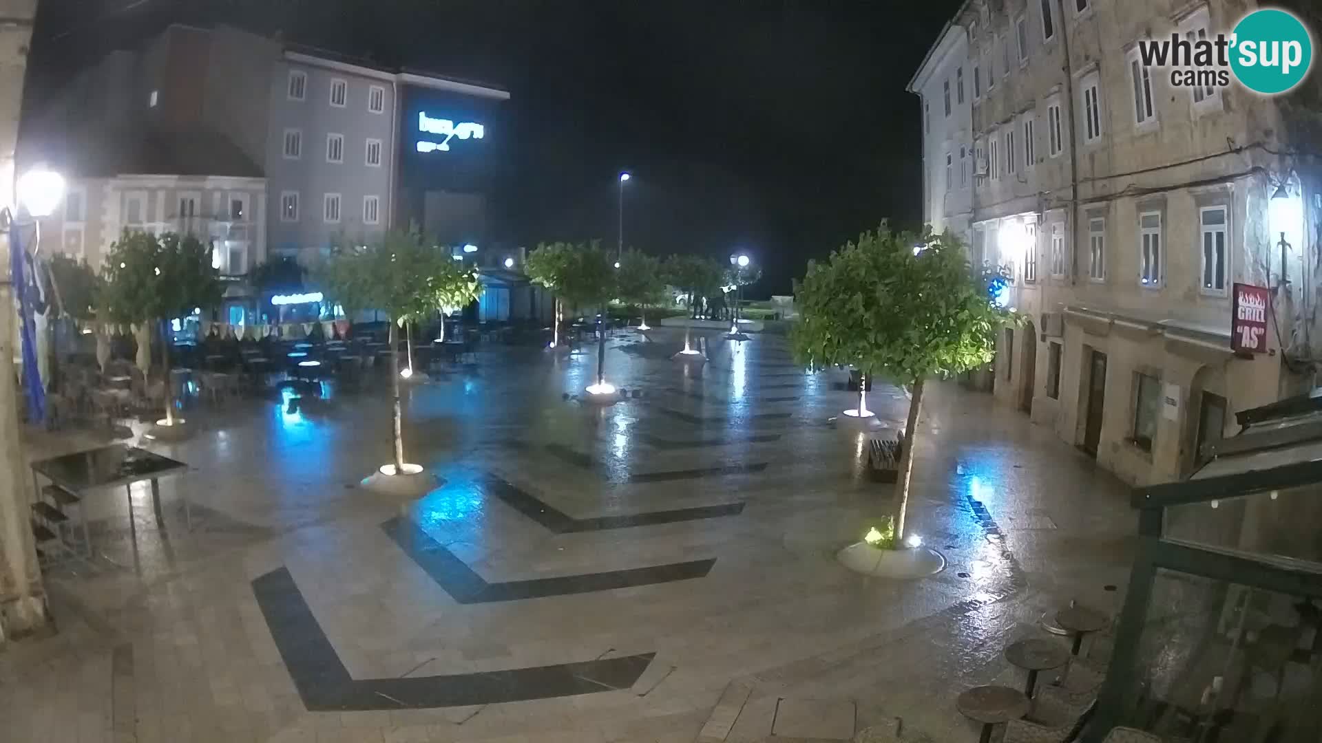 Center mesta Senj – Pavlinski trg – spletne kamere Dalmacija