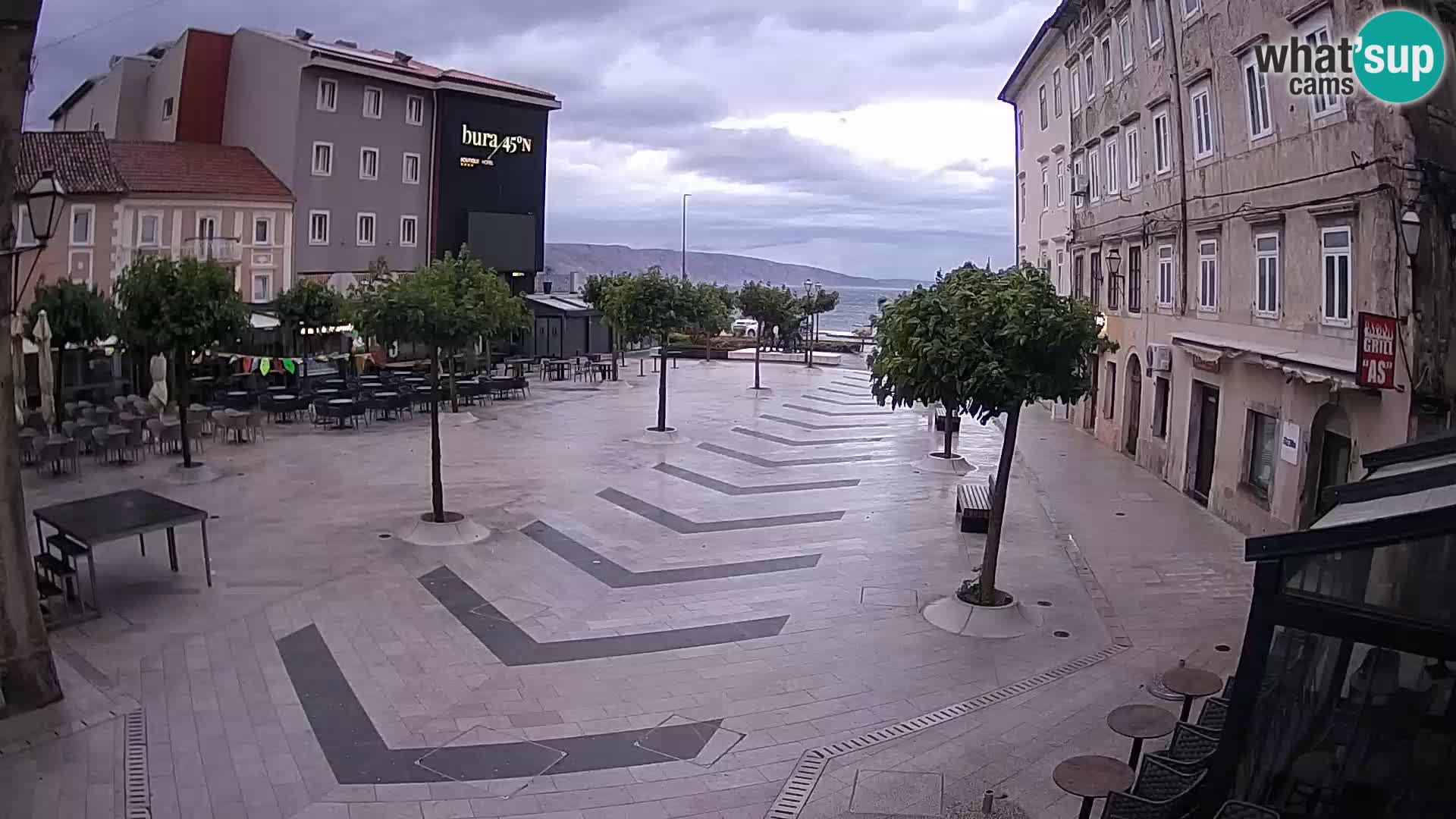 Center mesta Senj – Pavlinski trg – spletne kamere Dalmacija