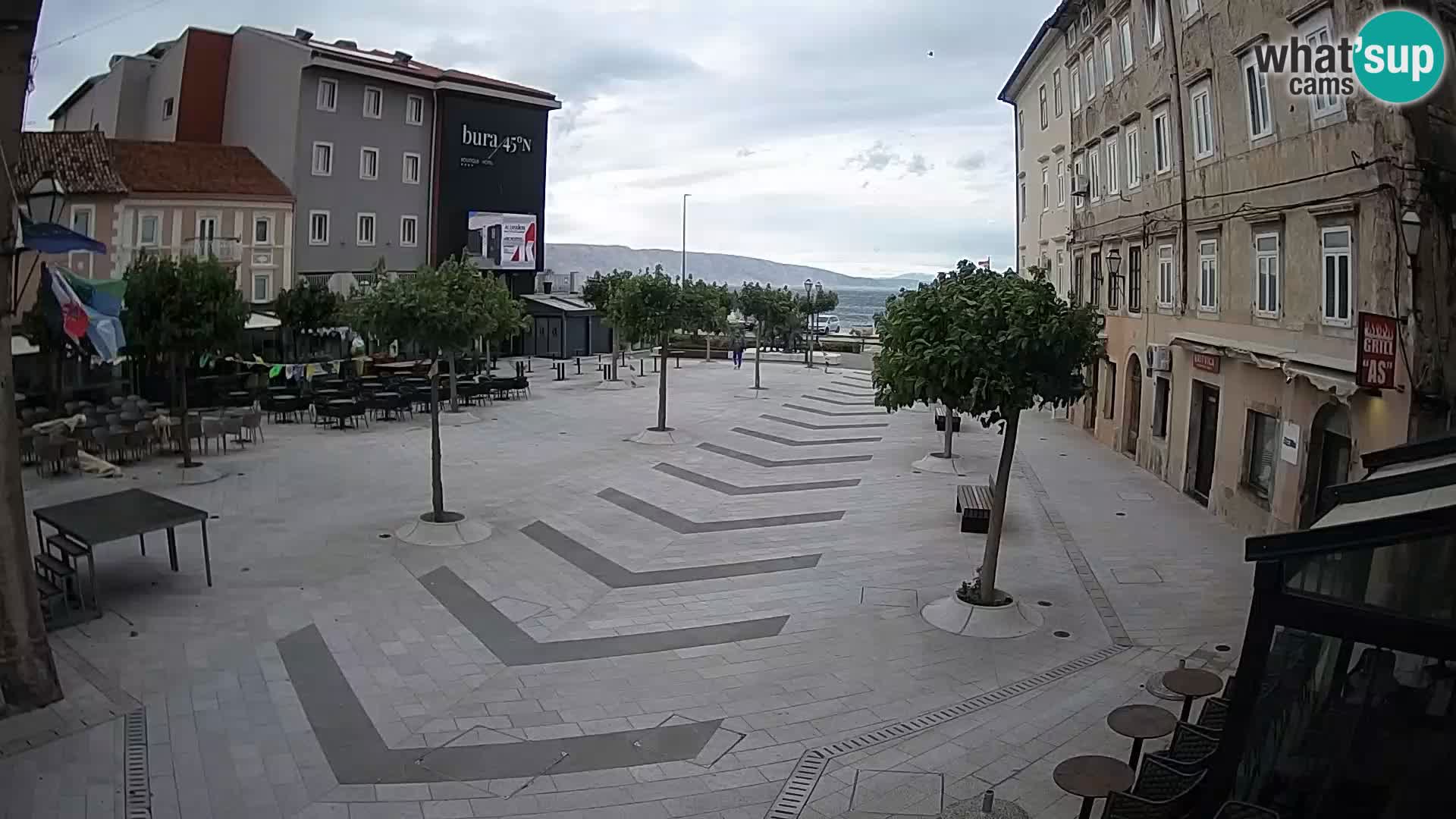 Center mesta Senj – Pavlinski trg – spletne kamere Dalmacija