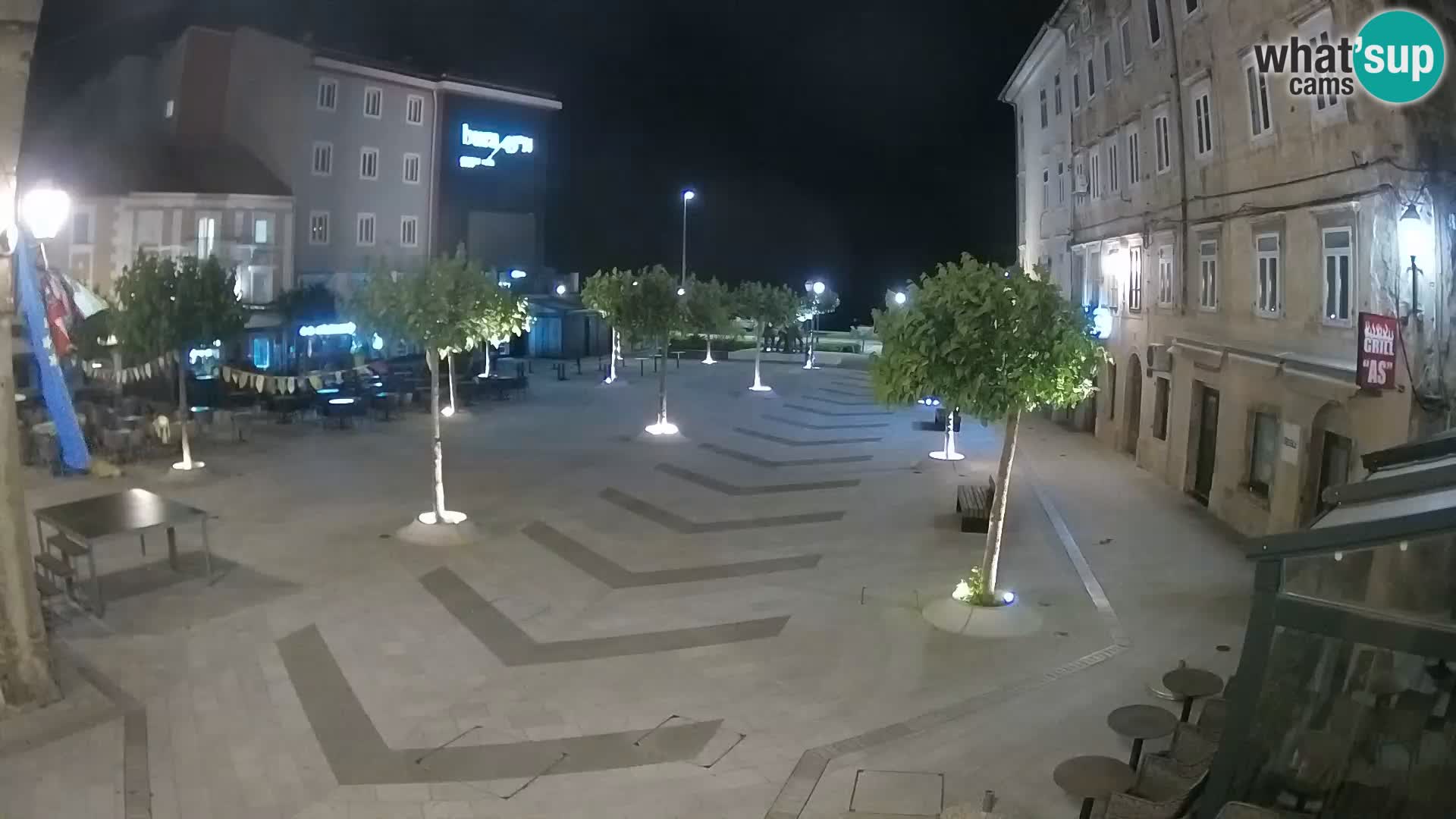 Zentrum der Stadt Senj – Pavlin platz – Live Cam Dalmatia