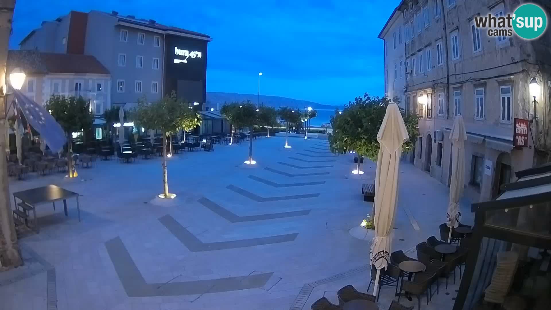 Centar grada Senja – Pavlinski trg – web kamere Dalmacija