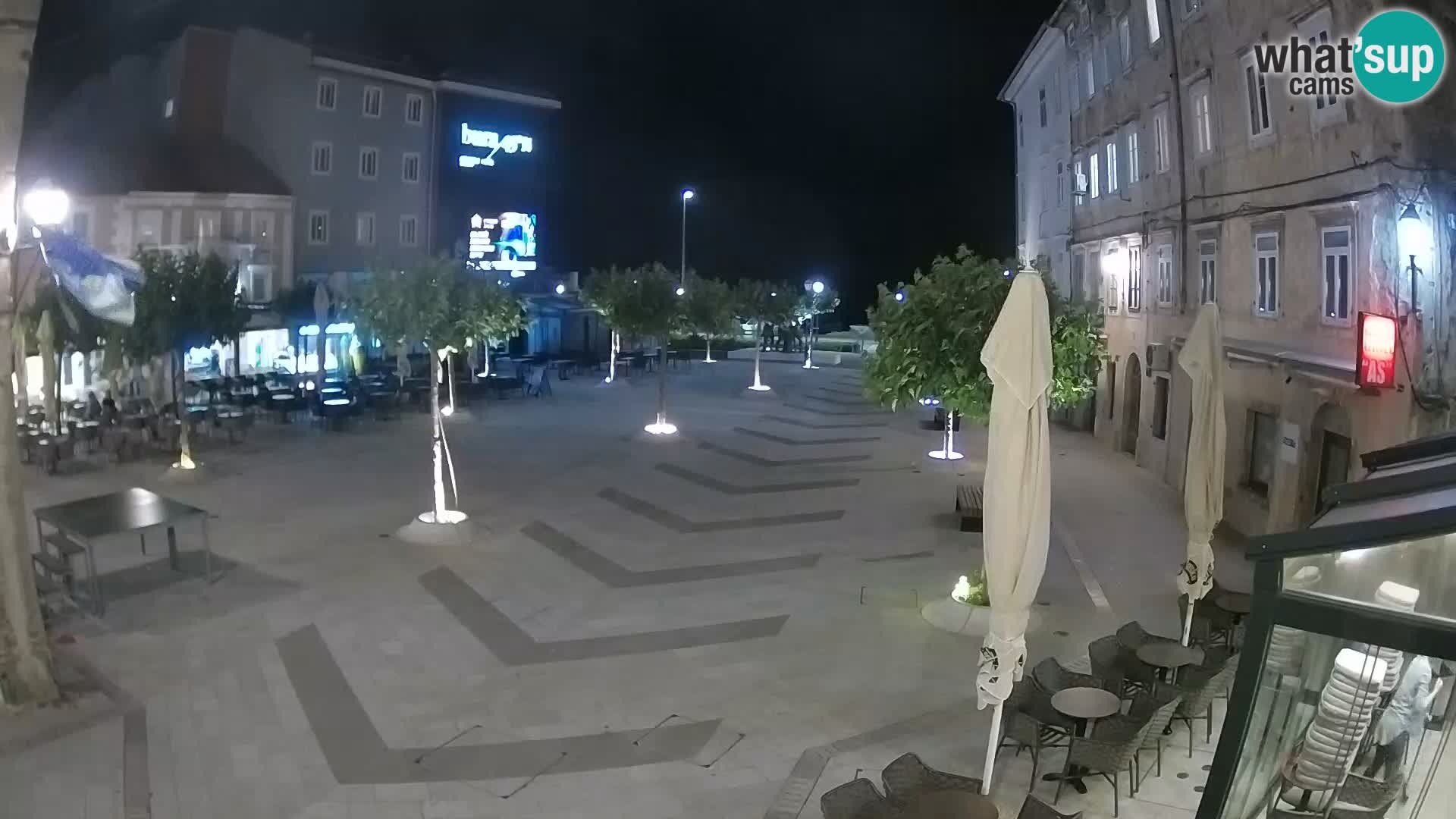 Centar grada Senja – Pavlinski trg – web kamere Dalmacija