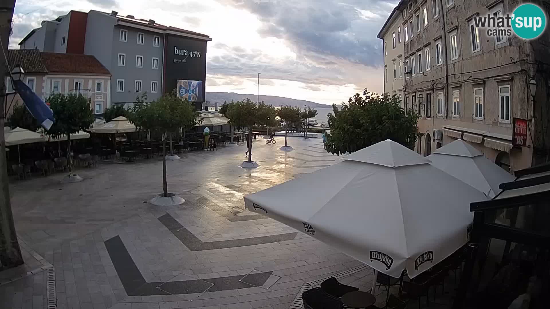Centro de la ciudad de Senj – plaza Pavlin – Live Cam Dalmacia