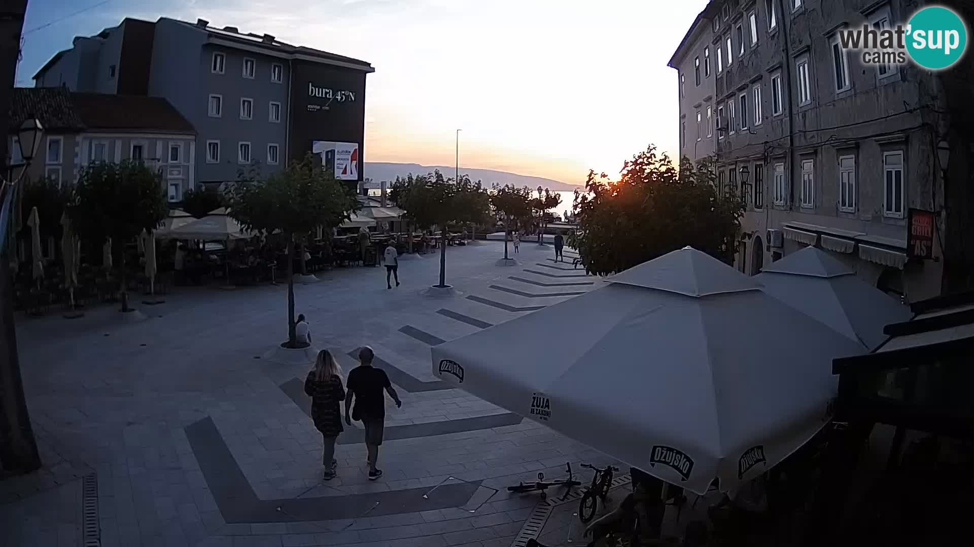 Zentrum der Stadt Senj – Pavlin platz – Live Cam Dalmatia