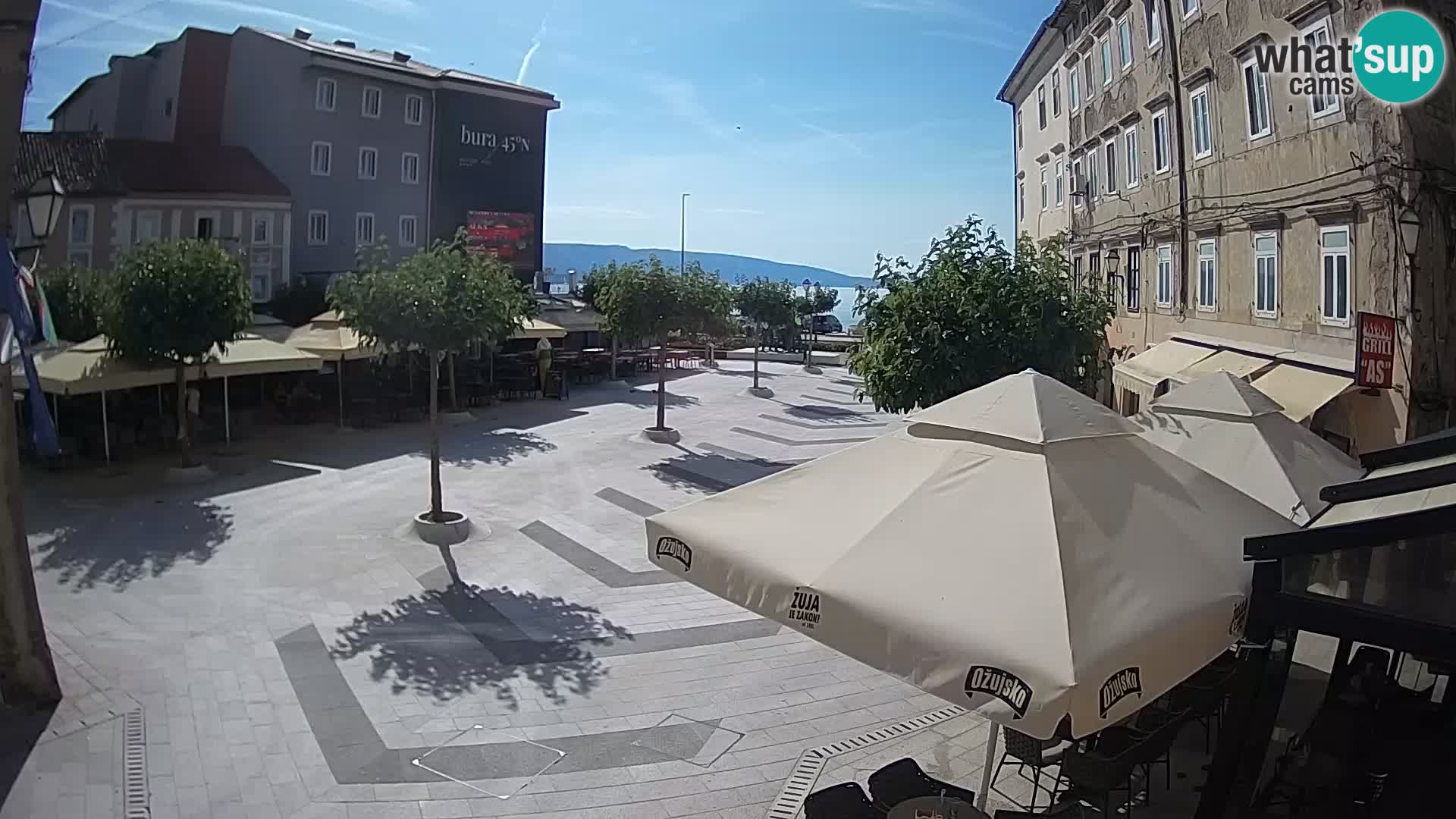 Zentrum der Stadt Senj – Pavlin platz – Live Cam Dalmatia