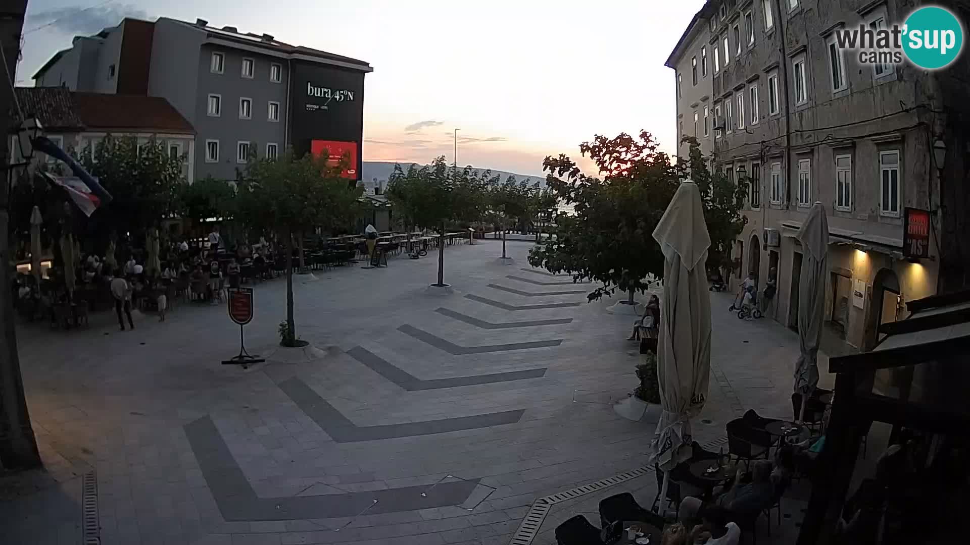 Zentrum der Stadt Senj – Pavlin platz – Live Cam Dalmatia