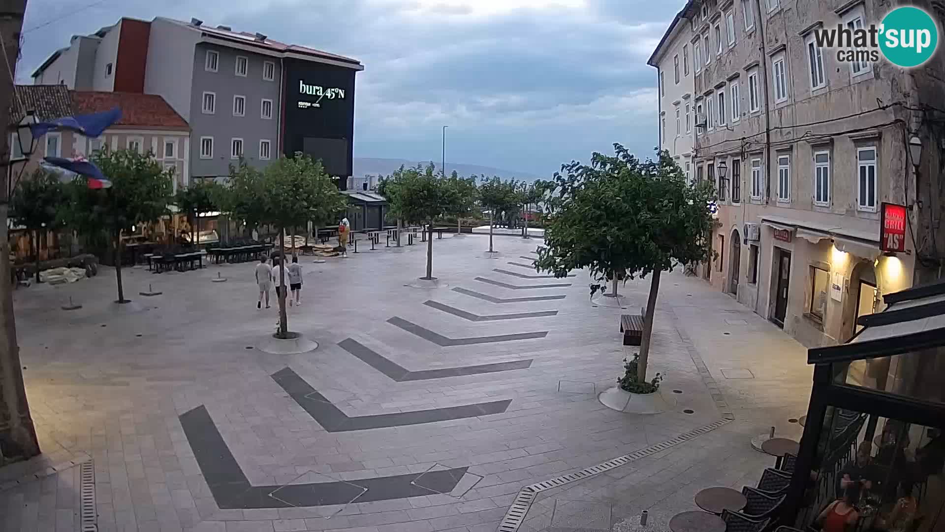 Center mesta Senj – Pavlinski trg – spletne kamere Dalmacija