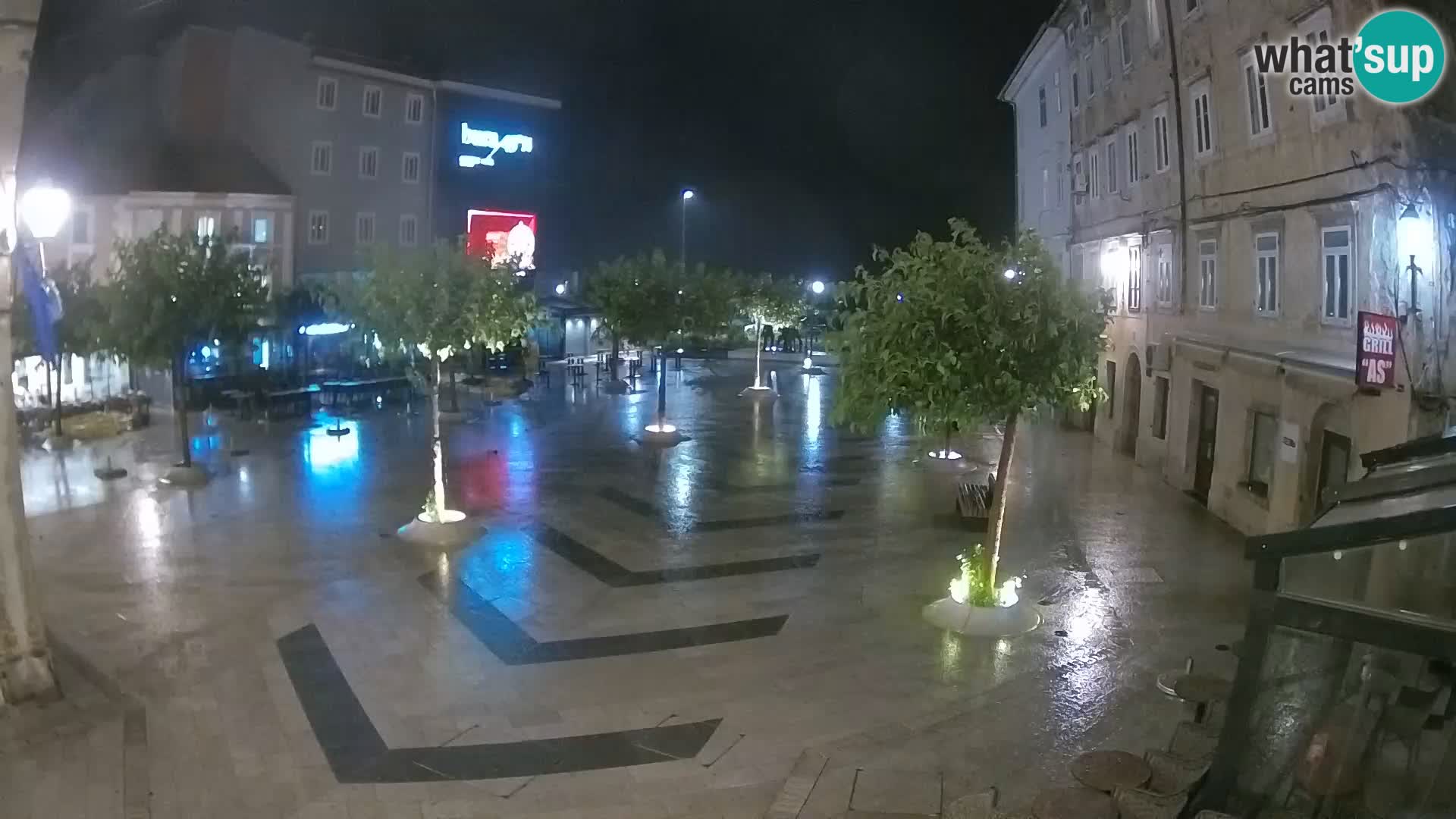 Center mesta Senj – Pavlinski trg – spletne kamere Dalmacija