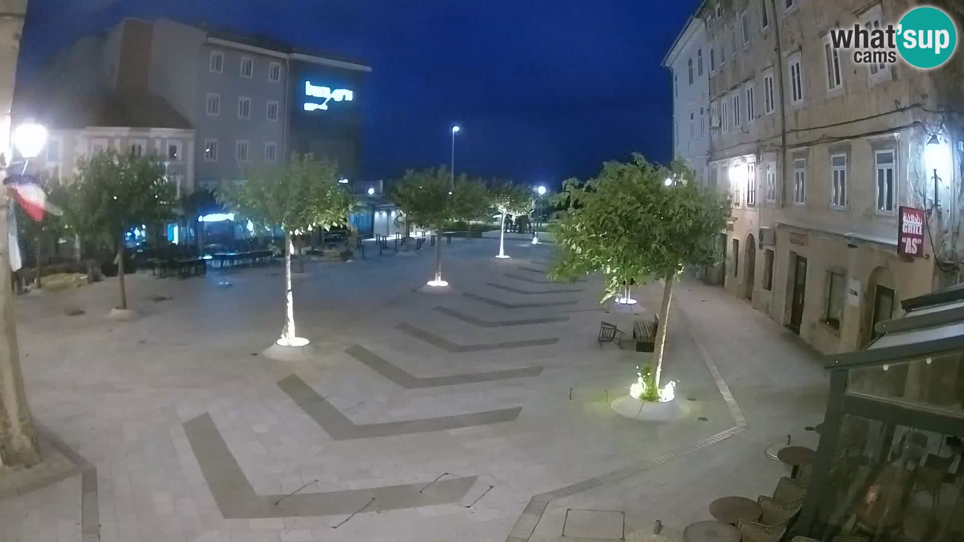 Zentrum der Stadt Senj – Pavlin platz – Live Cam Dalmatia