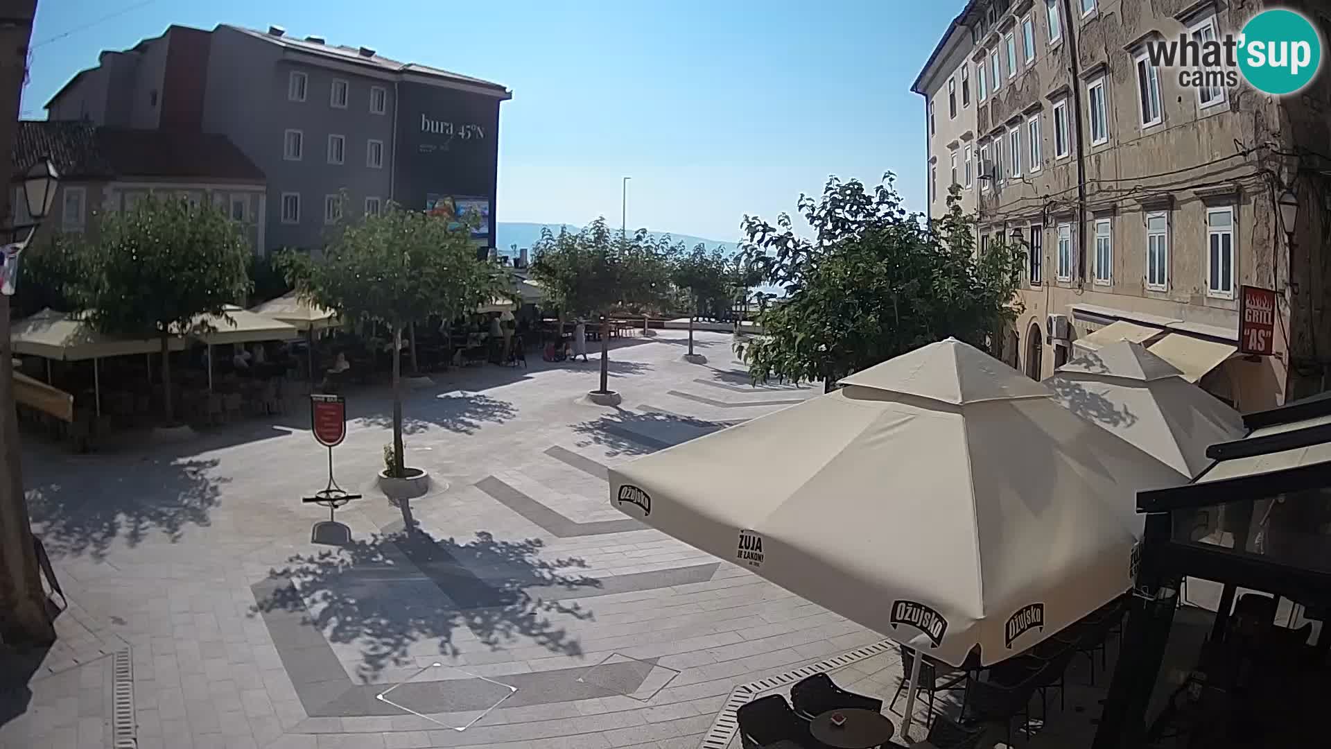 Zentrum der Stadt Senj – Pavlin platz – Live Cam Dalmatia