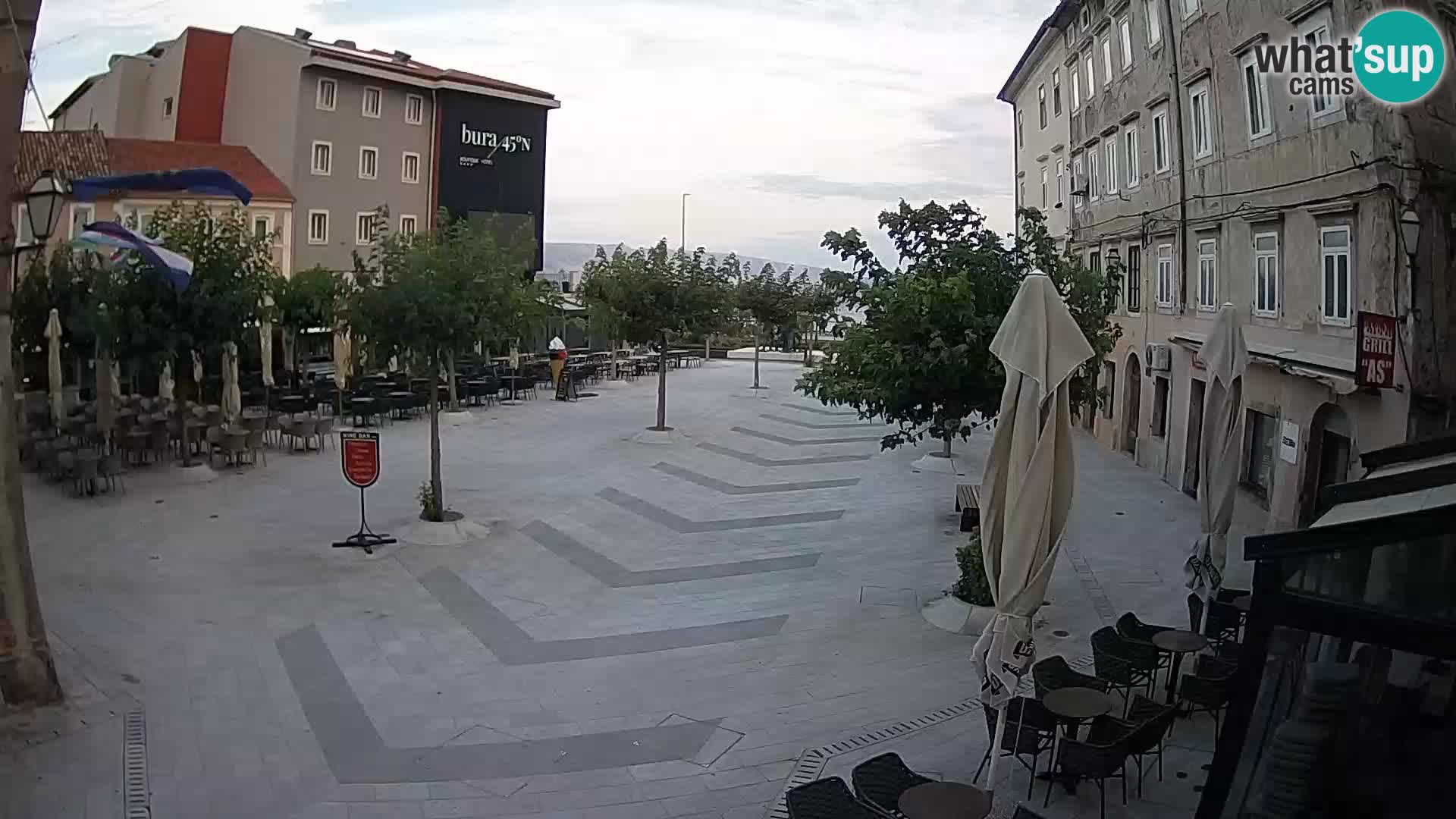 Centro de la ciudad de Senj – plaza Pavlin – Live Cam Dalmacia