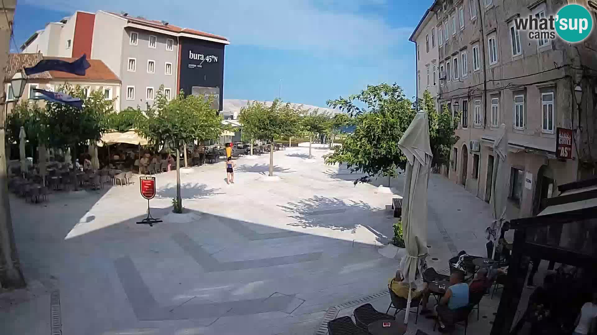 Center mesta Senj – Pavlinski trg – spletne kamere Dalmacija