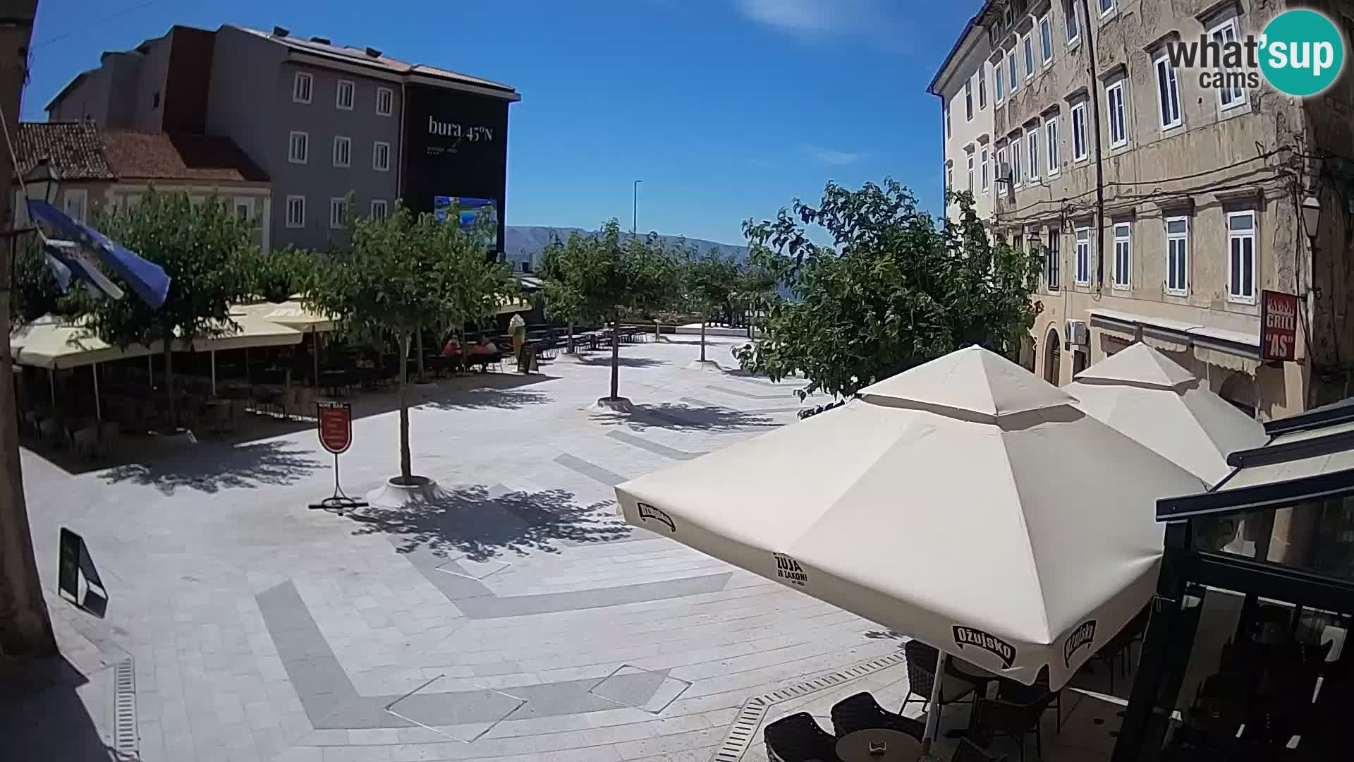 Centro de la ciudad de Senj – plaza Pavlin – Live Cam Dalmacia