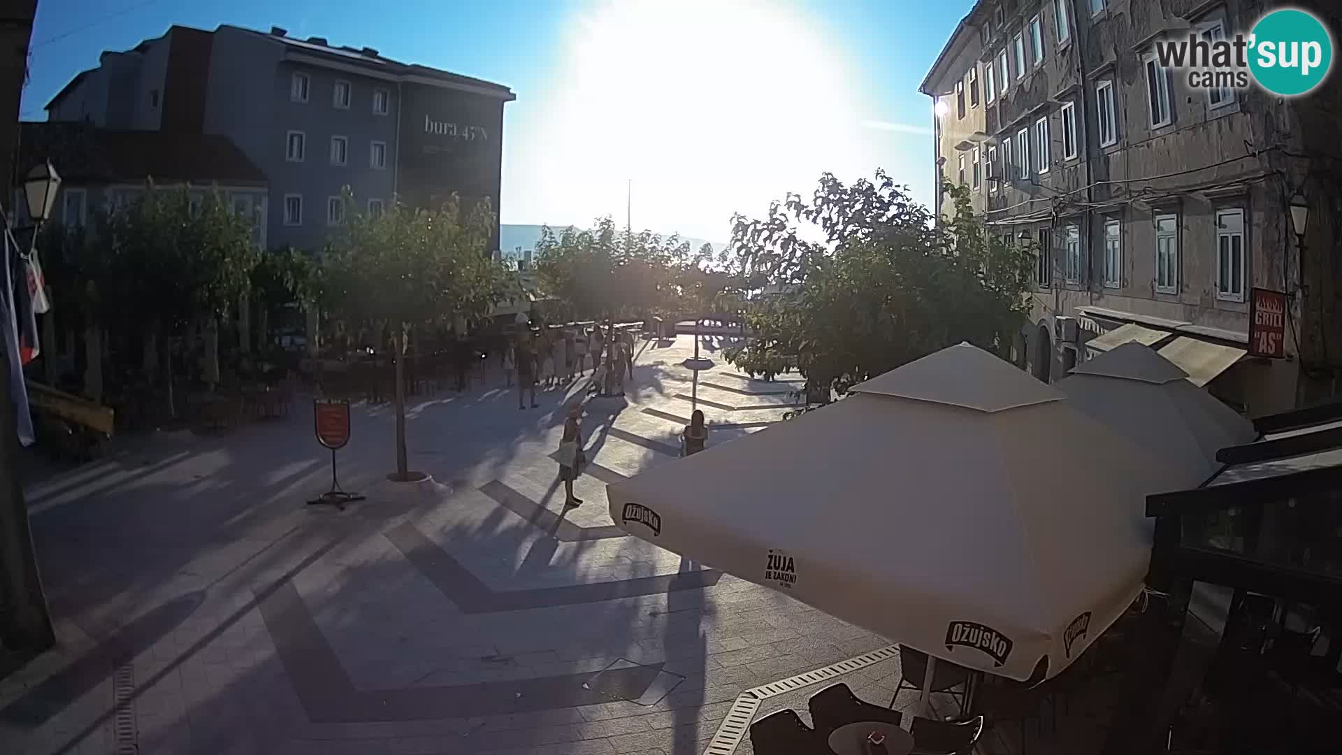 Center mesta Senj – Pavlinski trg – spletne kamere Dalmacija