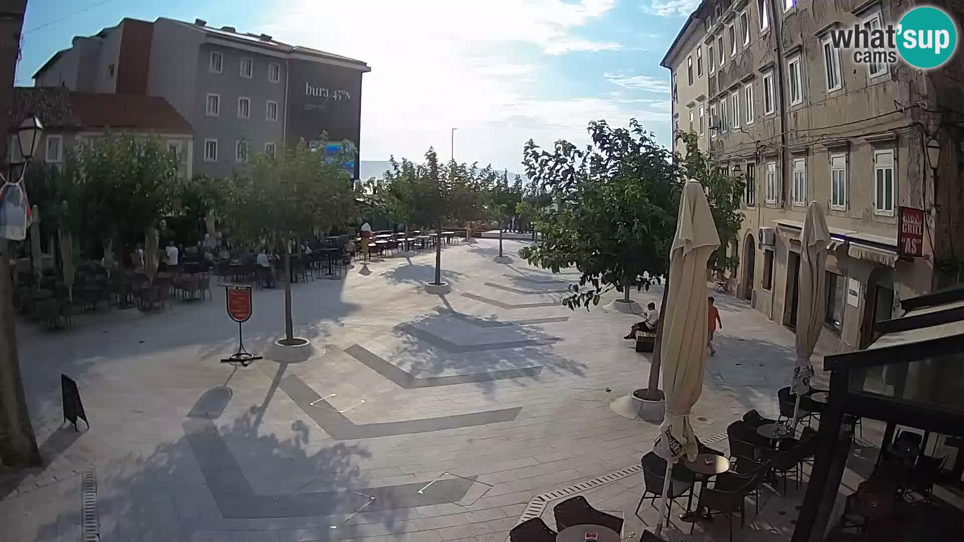 Center mesta Senj – Pavlinski trg – spletne kamere Dalmacija
