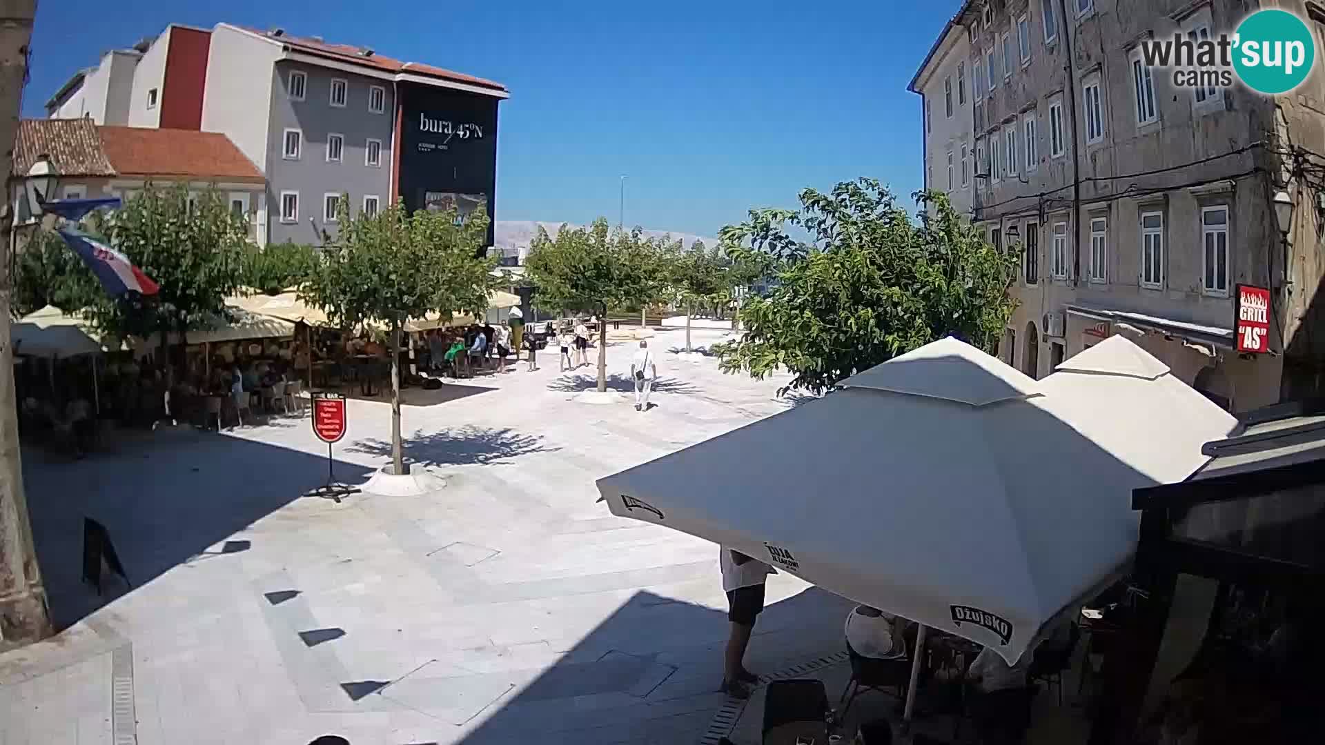 Zentrum der Stadt Senj – Pavlin platz – Live Cam Dalmatia