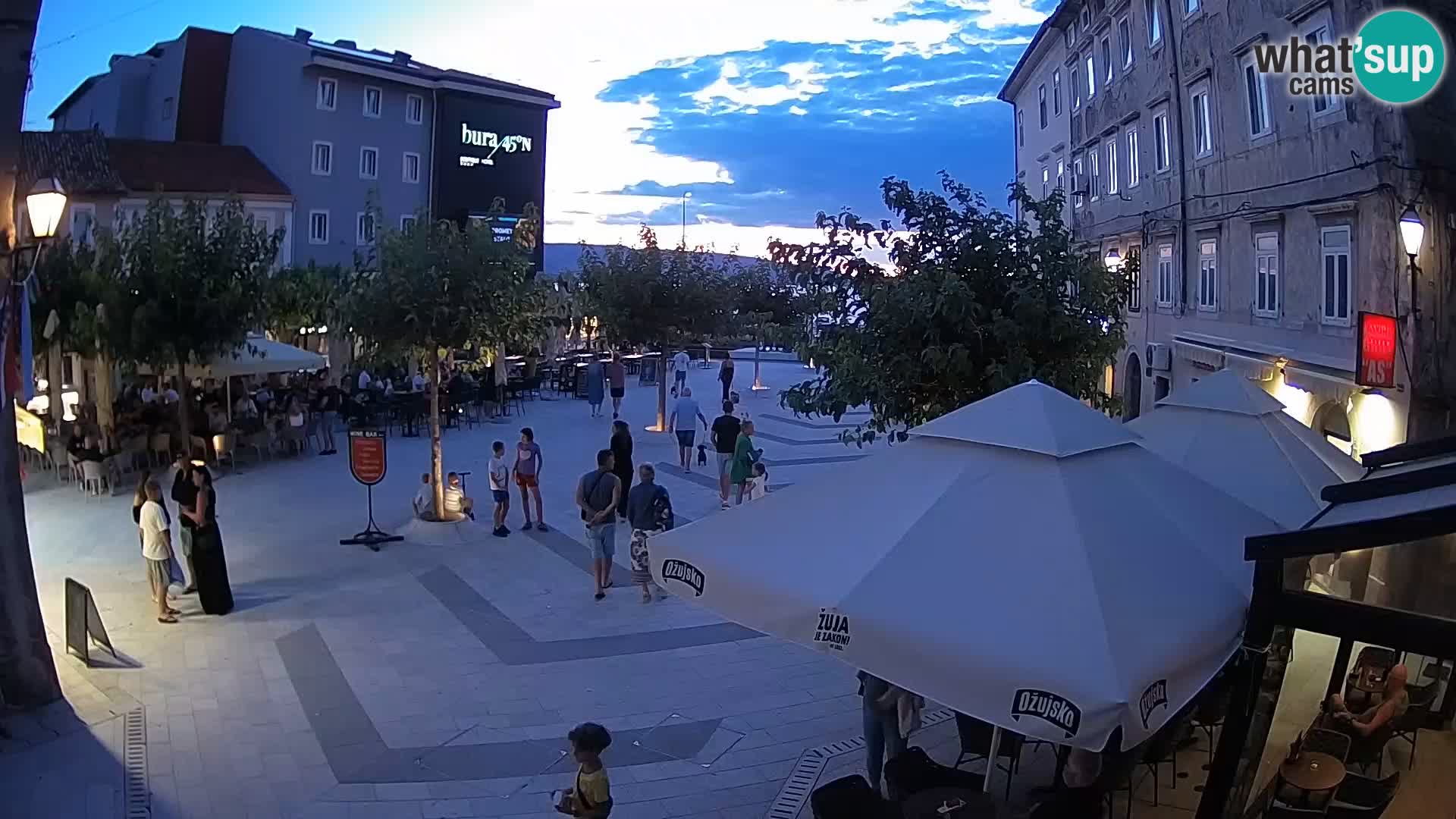 Center mesta Senj – Pavlinski trg – spletne kamere Dalmacija