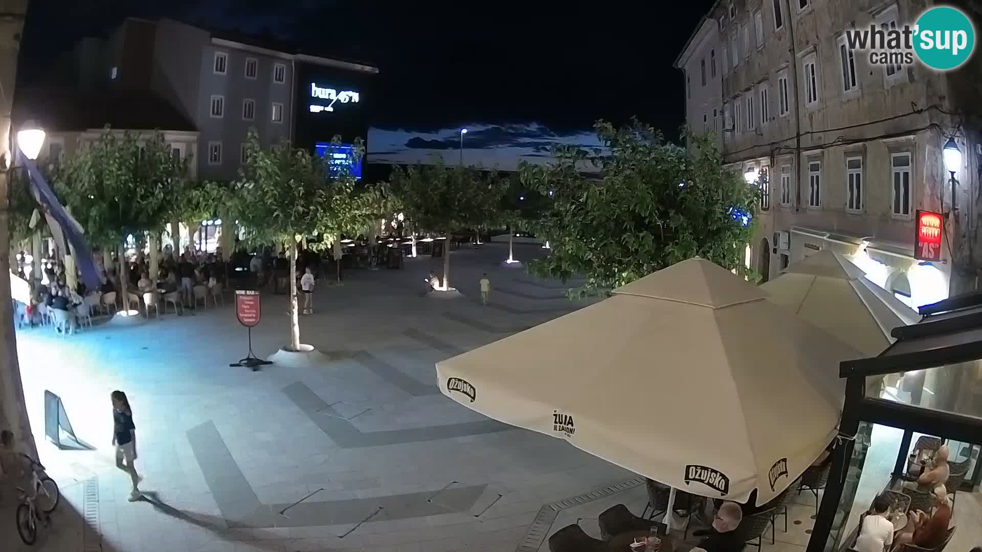 Centro de la ciudad de Senj – plaza Pavlin – Live Cam Dalmacia
