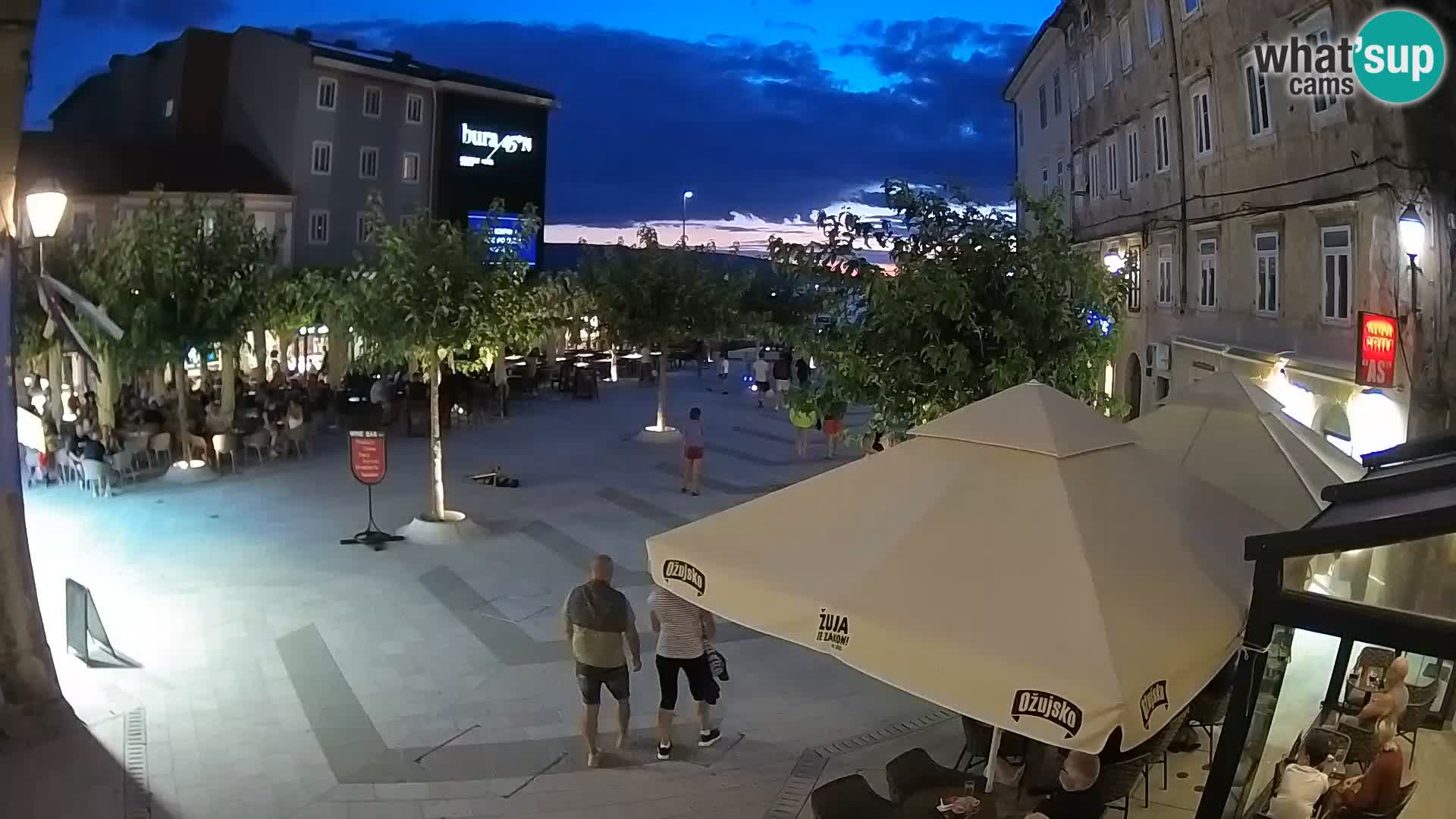 Zentrum der Stadt Senj – Pavlin platz – Live Cam Dalmatia
