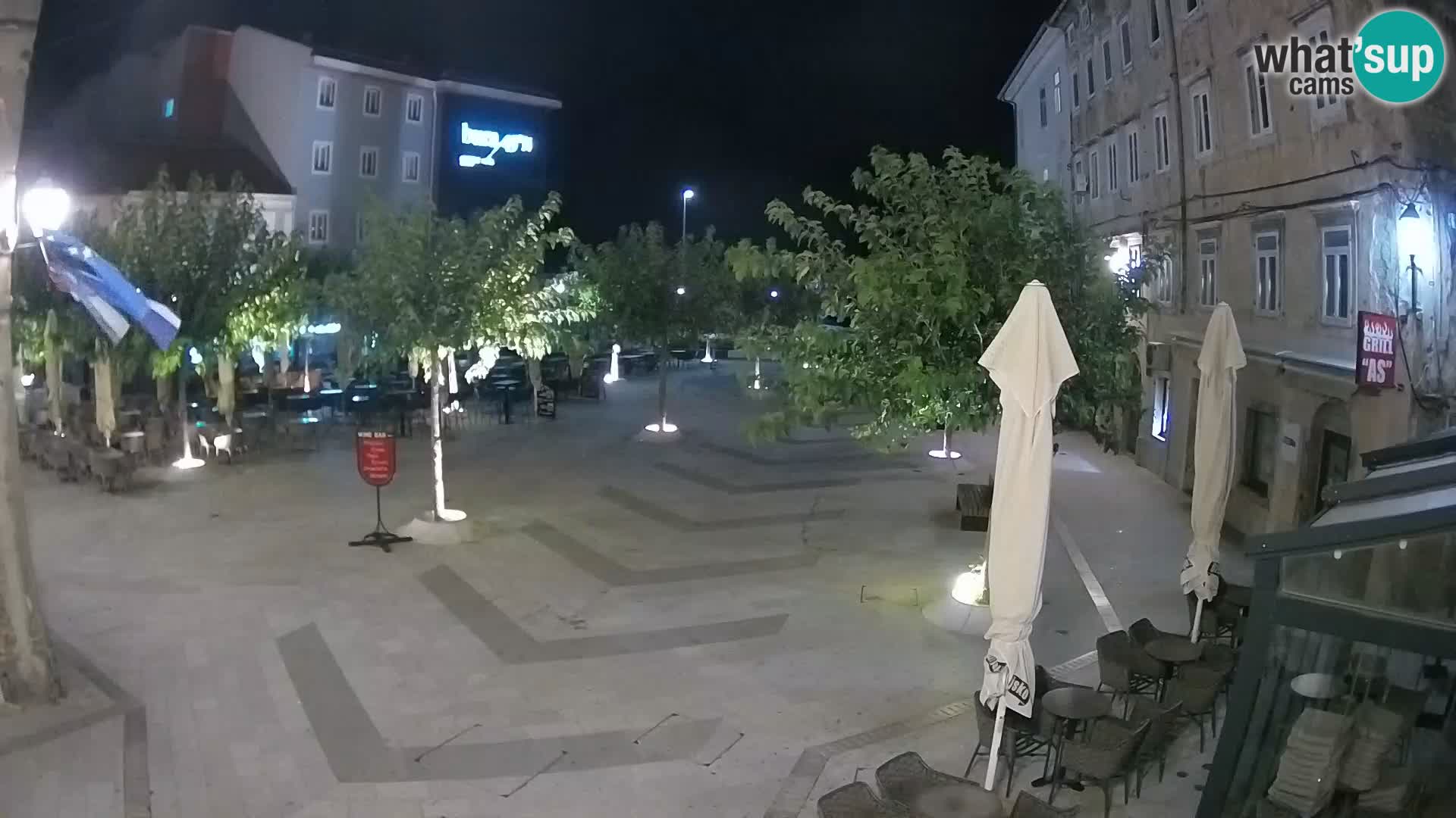 Zentrum der Stadt Senj – Pavlin platz – Live Cam Dalmatia