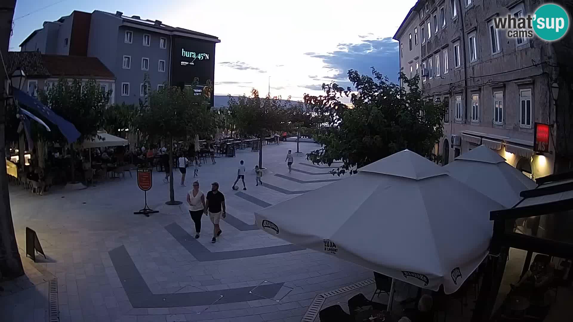 Centro de la ciudad de Senj – plaza Pavlin – Live Cam Dalmacia
