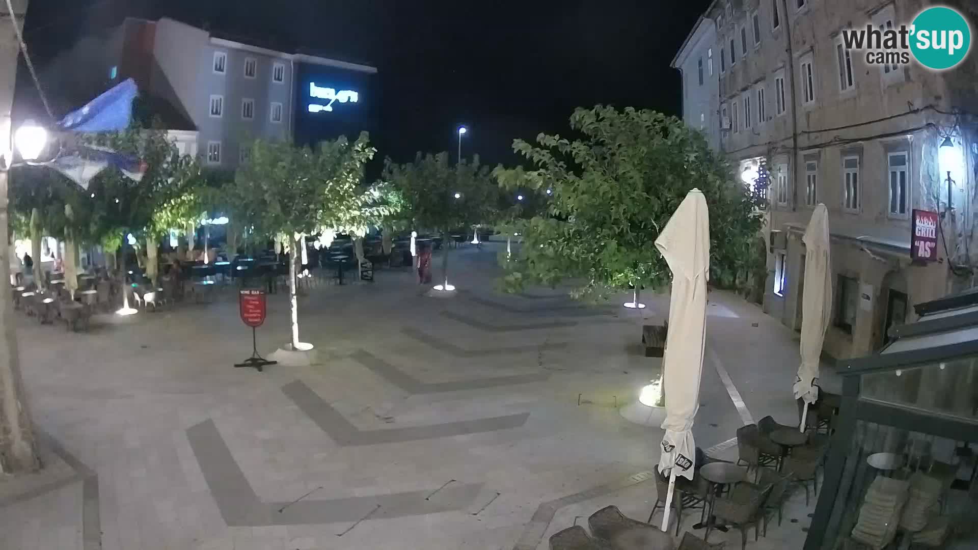 Center mesta Senj – Pavlinski trg – spletne kamere Dalmacija