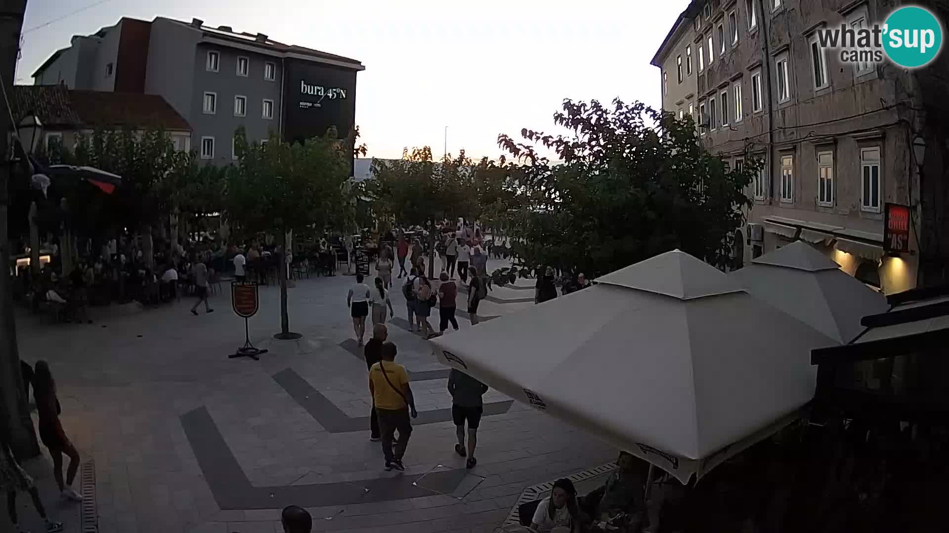 Center mesta Senj – Pavlinski trg – spletne kamere Dalmacija
