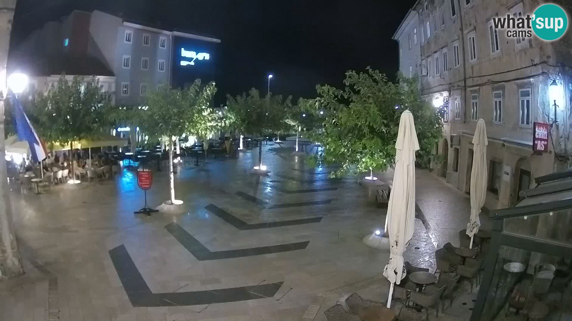 Zentrum der Stadt Senj – Pavlin platz – Live Cam Dalmatia