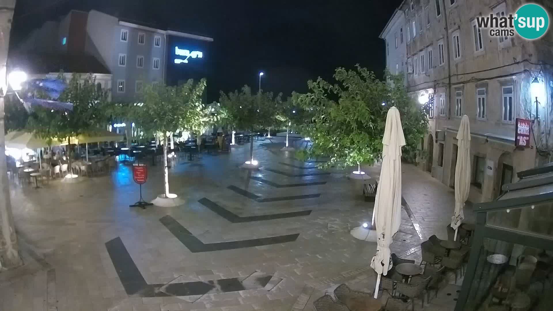 Centro de la ciudad de Senj – plaza Pavlin – Live Cam Dalmacia