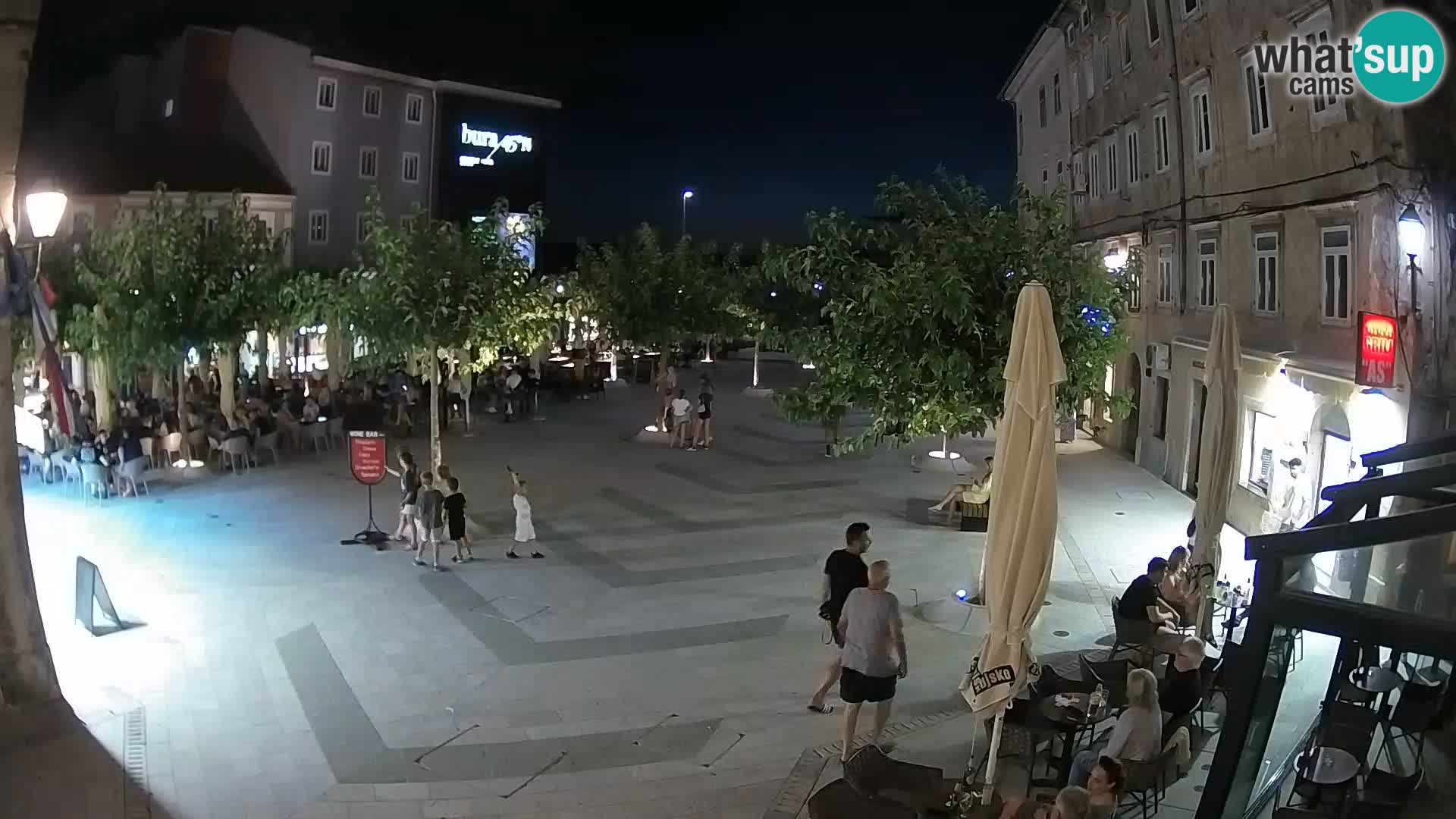Zentrum der Stadt Senj – Pavlin platz – Live Cam Dalmatia