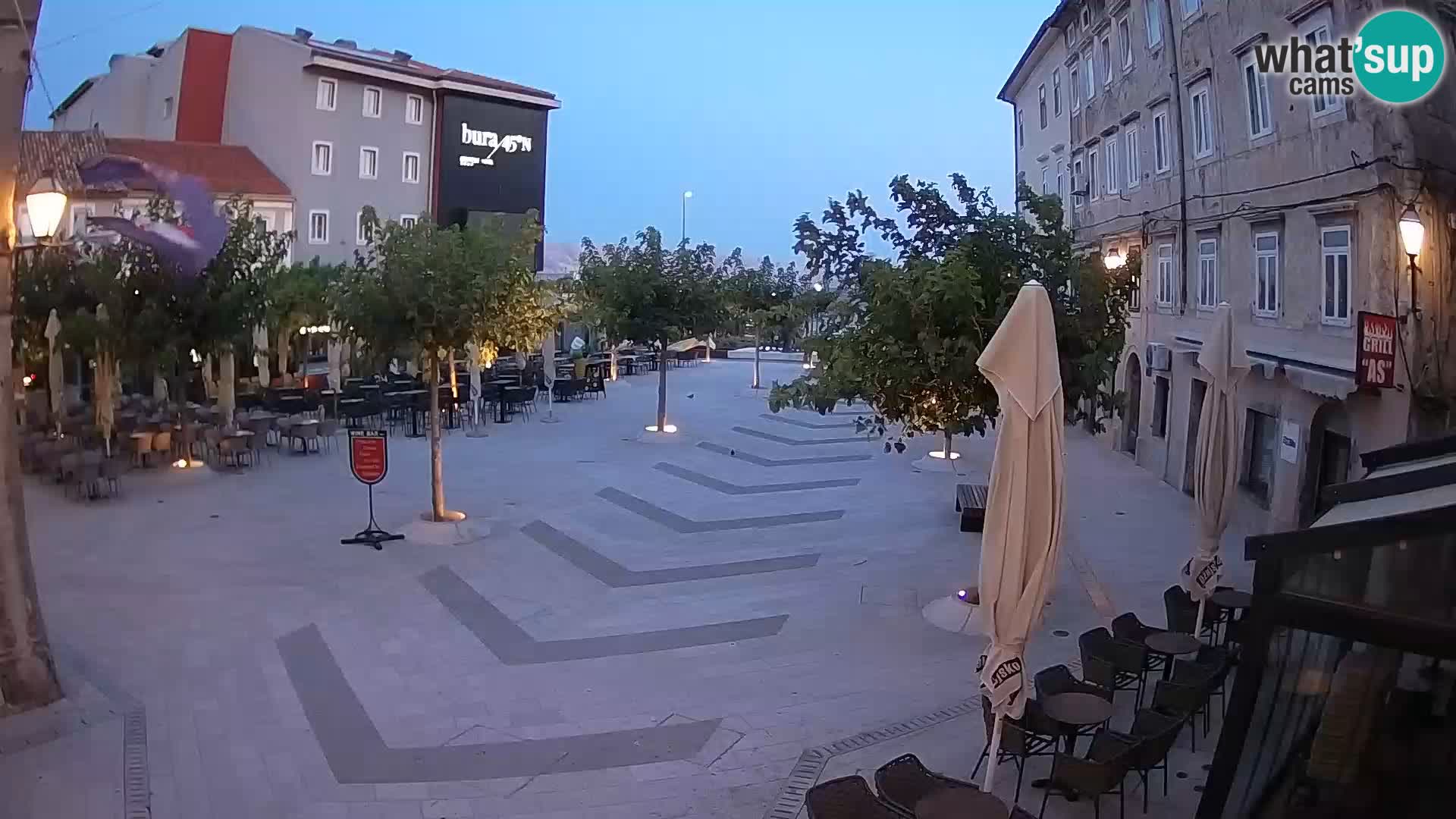 Centro de la ciudad de Senj – plaza Pavlin – Live Cam Dalmacia