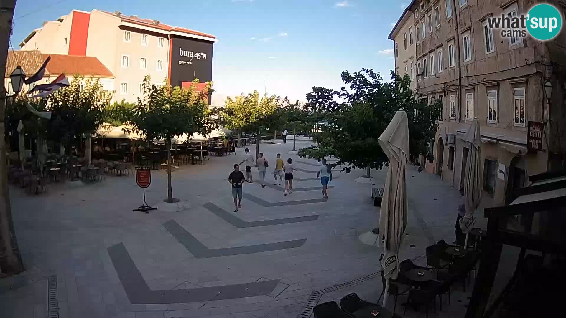 Centro de la ciudad de Senj – plaza Pavlin – Live Cam Dalmacia