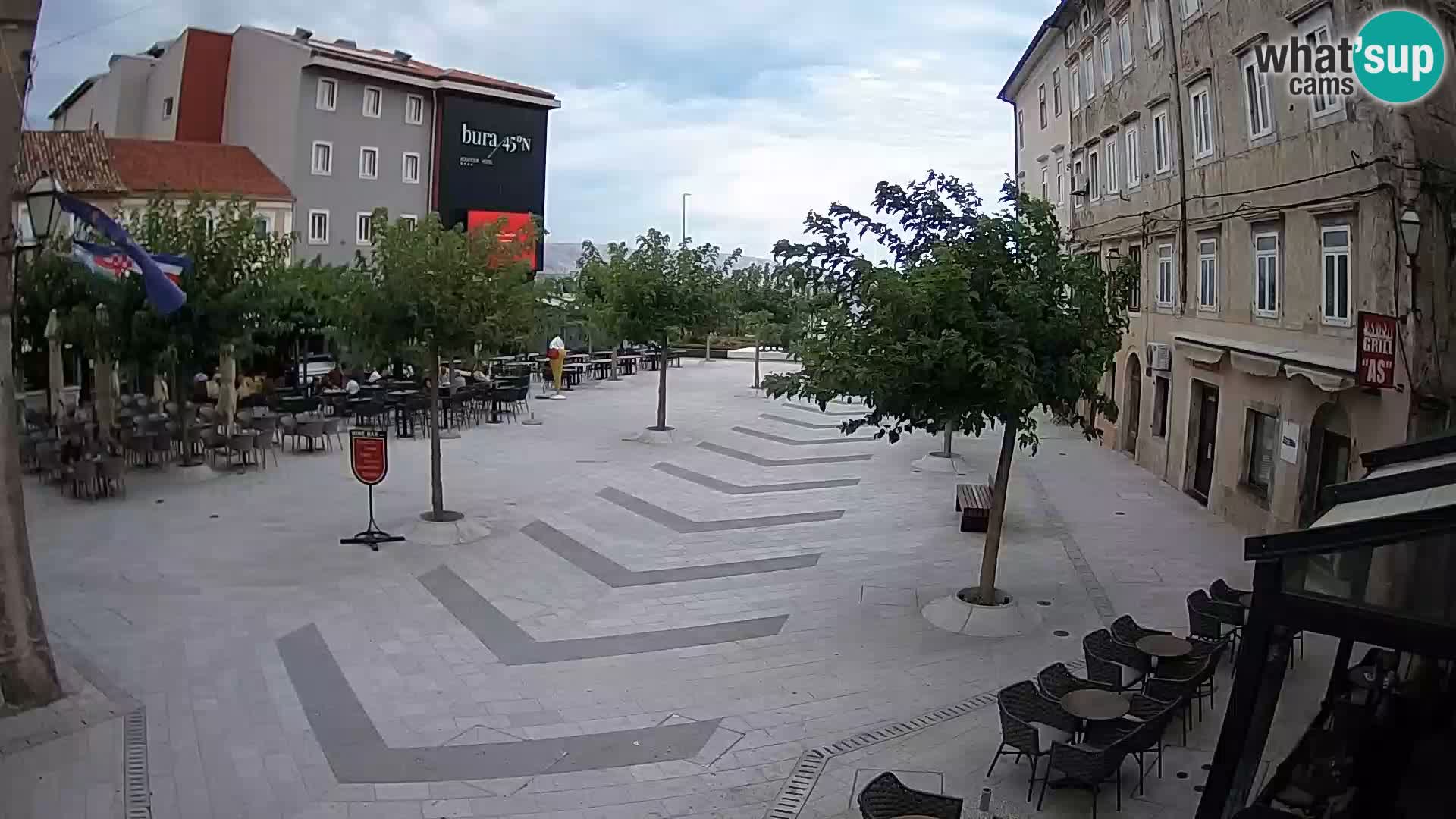 Center mesta Senj – Pavlinski trg – spletne kamere Dalmacija