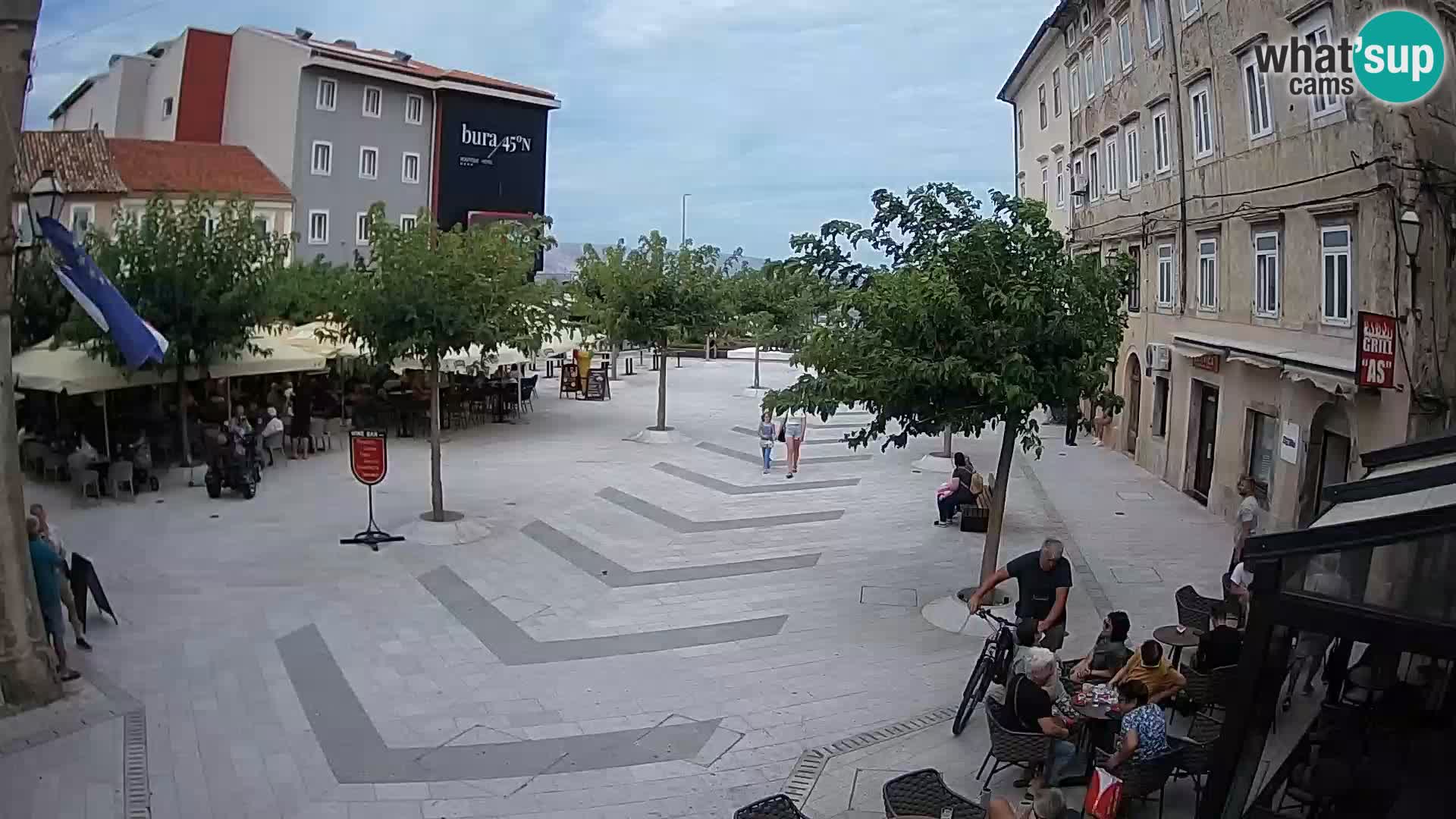 Zentrum der Stadt Senj – Pavlin platz – Live Cam Dalmatia