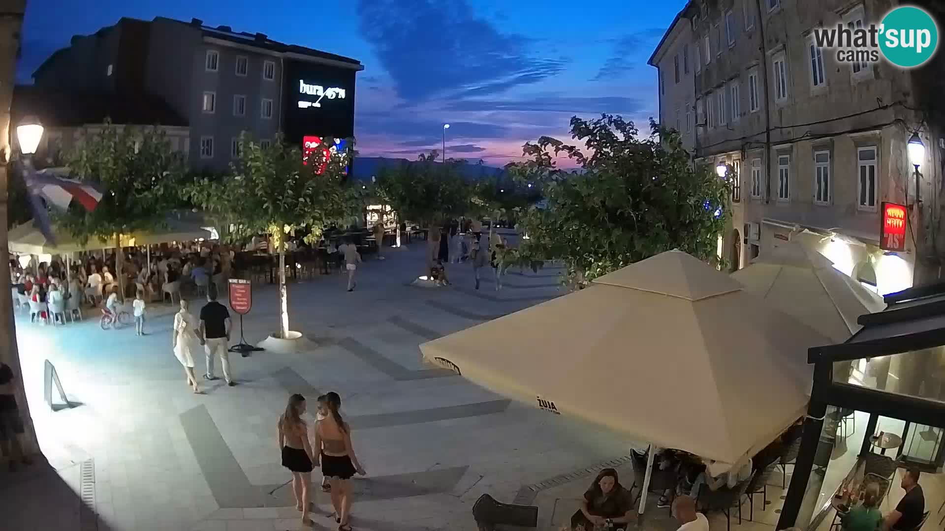Zentrum der Stadt Senj – Pavlin platz – Live Cam Dalmatia