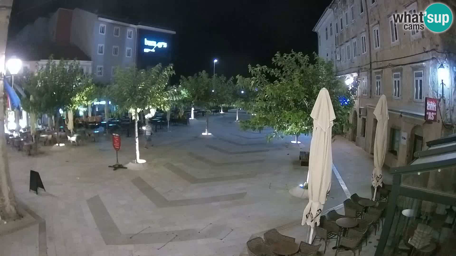 Zentrum der Stadt Senj – Pavlin platz – Live Cam Dalmatia