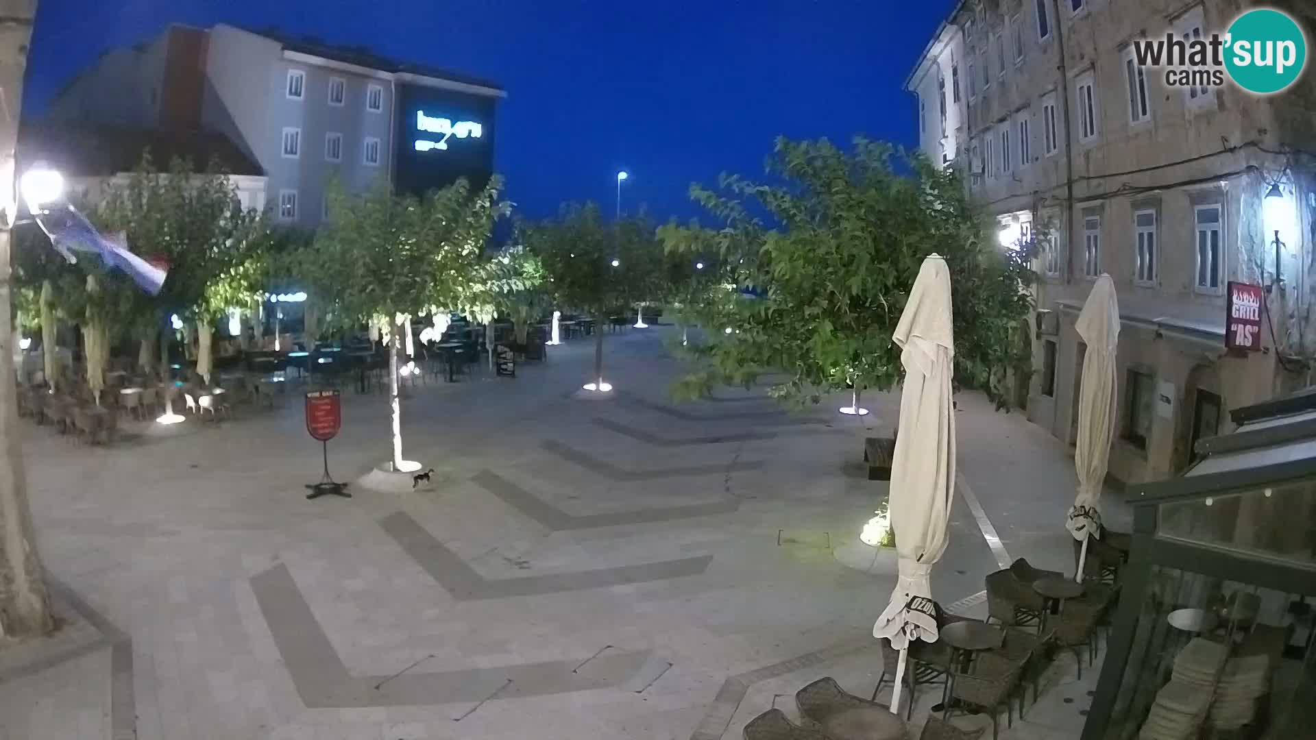 Centro de la ciudad de Senj – plaza Pavlin – Live Cam Dalmacia
