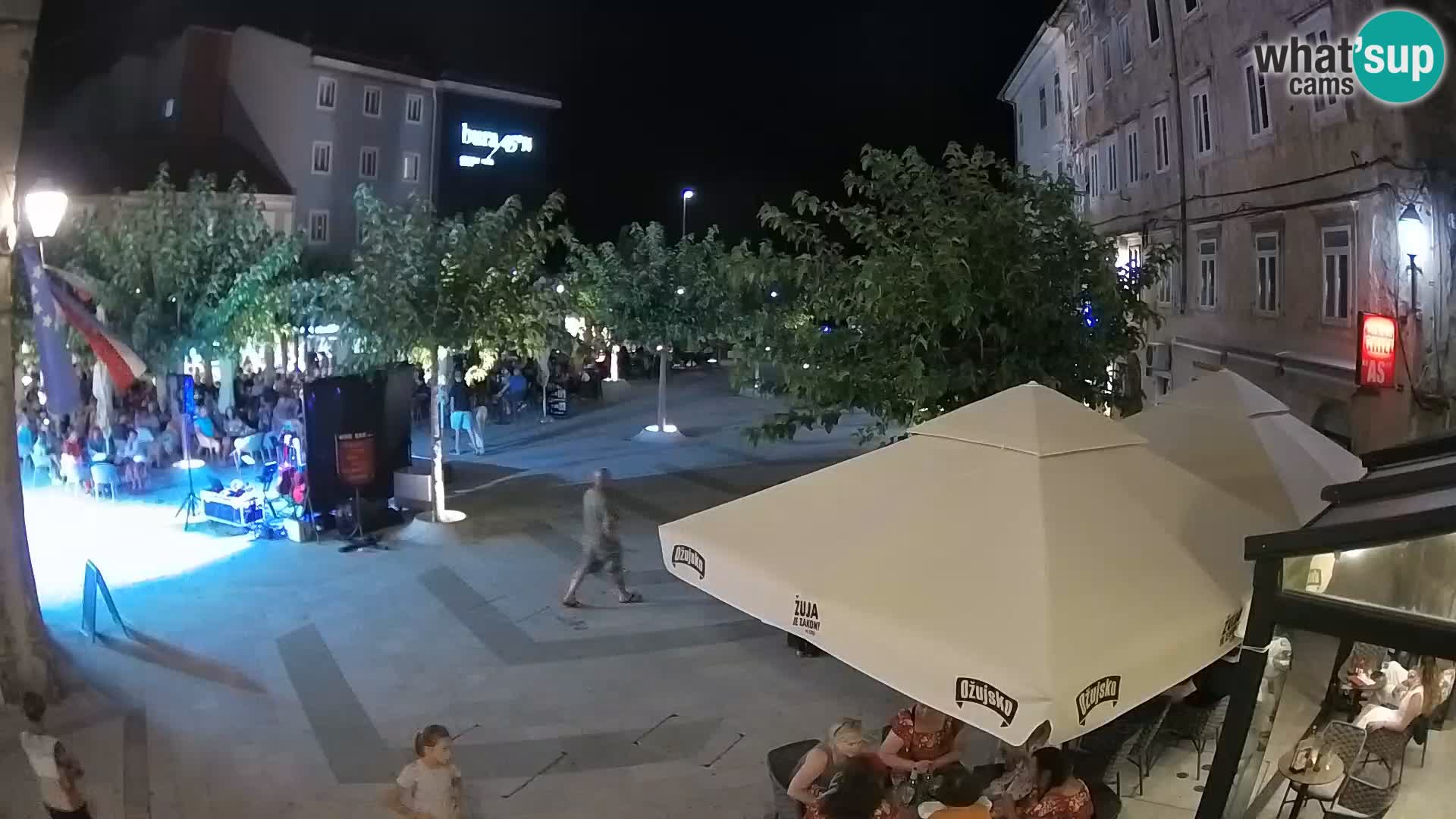 Center mesta Senj – Pavlinski trg – spletne kamere Dalmacija