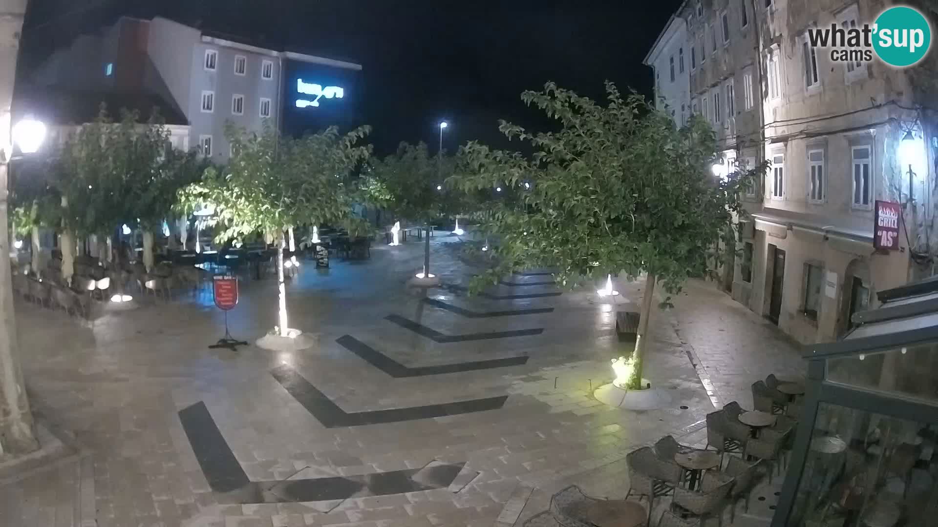 Zentrum der Stadt Senj – Pavlin platz – Live Cam Dalmatia