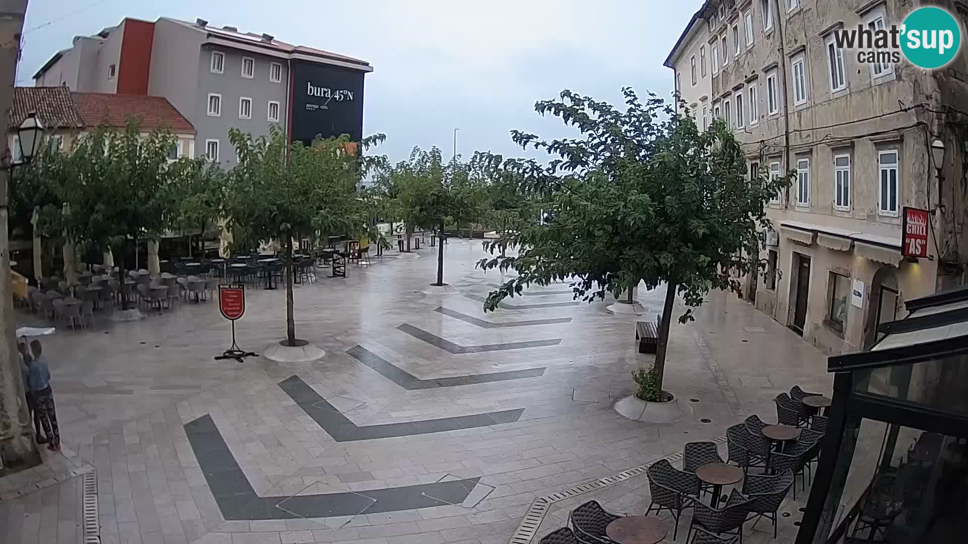 Center mesta Senj – Pavlinski trg – spletne kamere Dalmacija