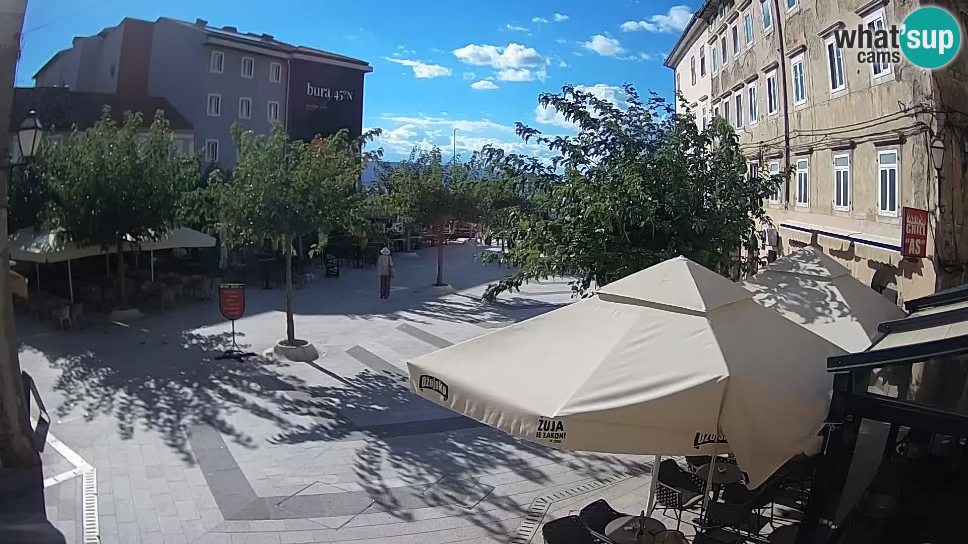 Center mesta Senj – Pavlinski trg – spletne kamere Dalmacija