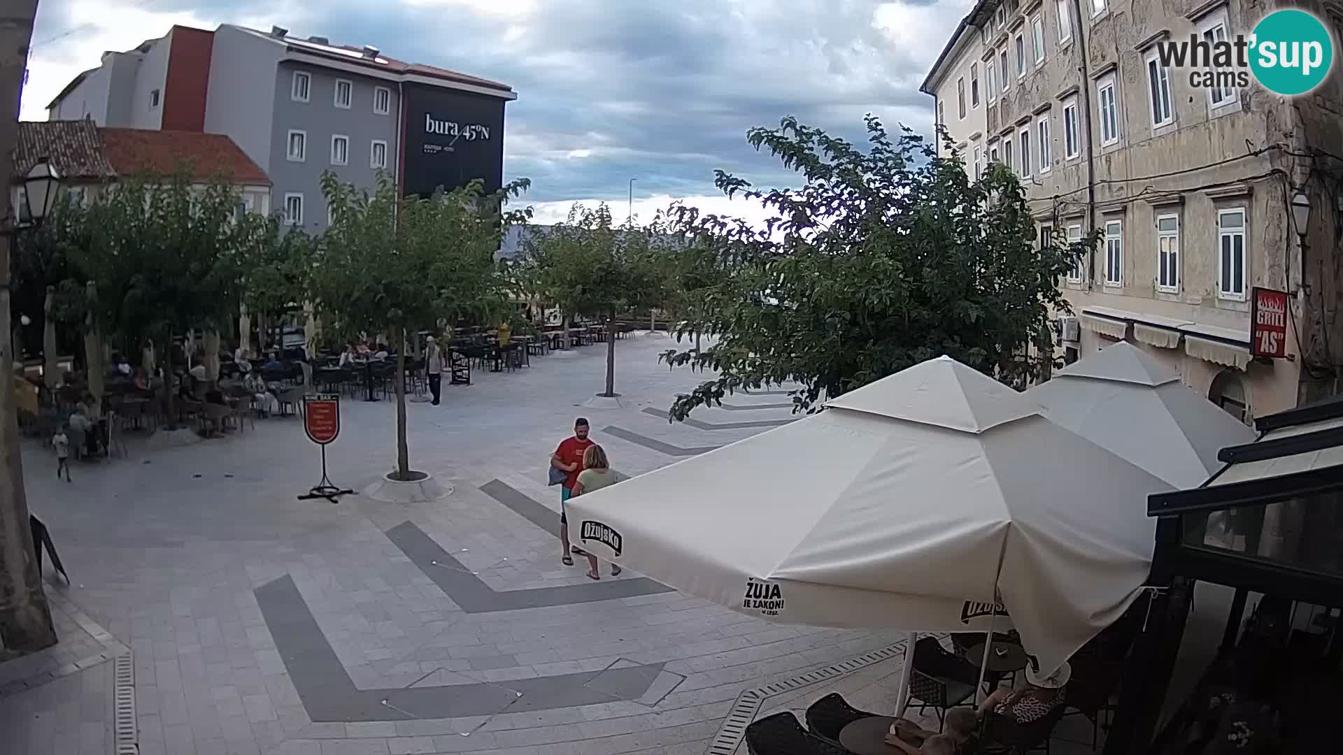 Center mesta Senj – Pavlinski trg – spletne kamere Dalmacija