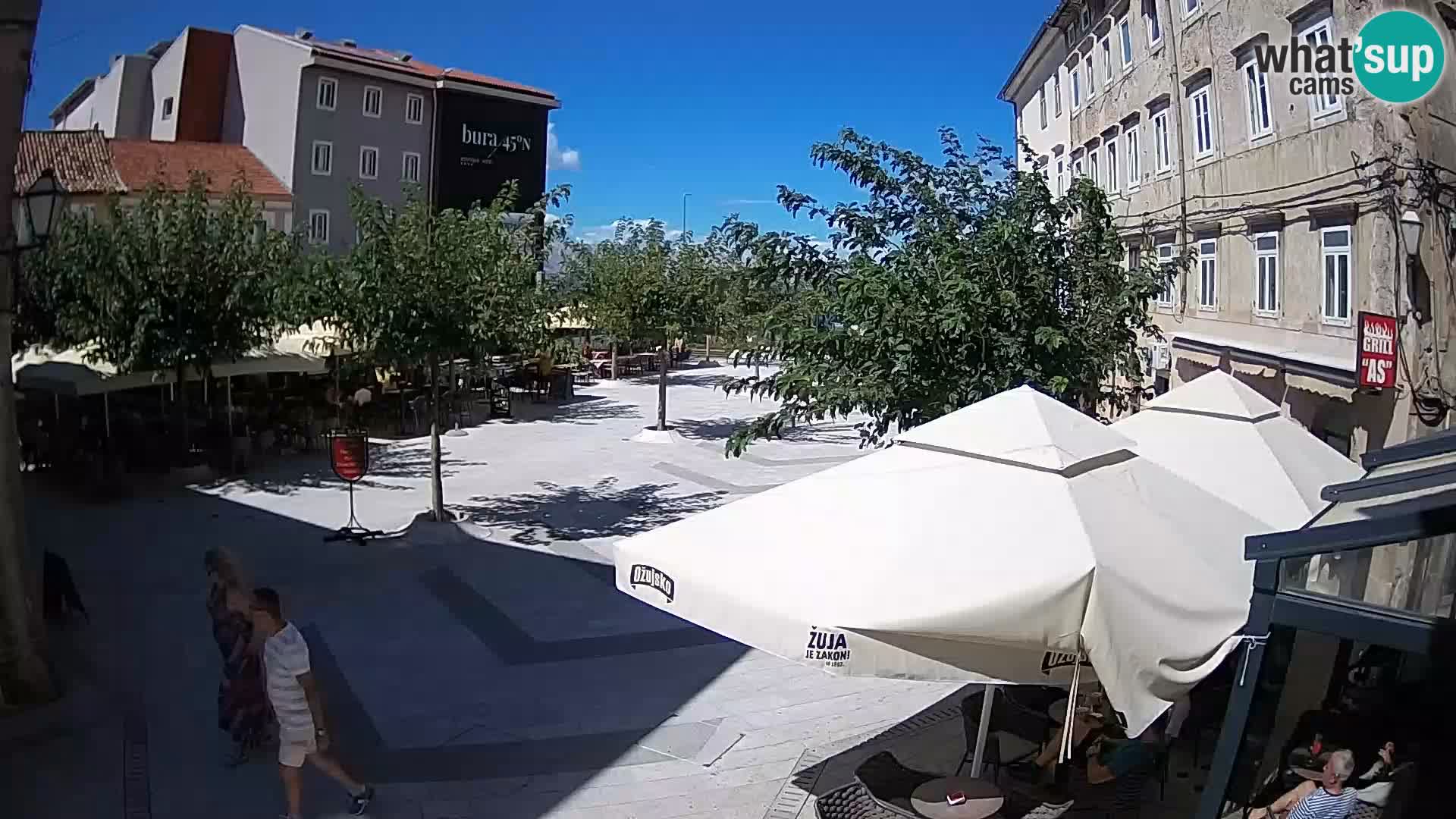 Centro de la ciudad de Senj – plaza Pavlin – Live Cam Dalmacia