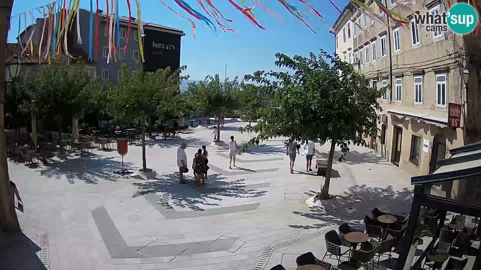 Zentrum der Stadt Senj – Pavlin platz – Live Cam Dalmatia