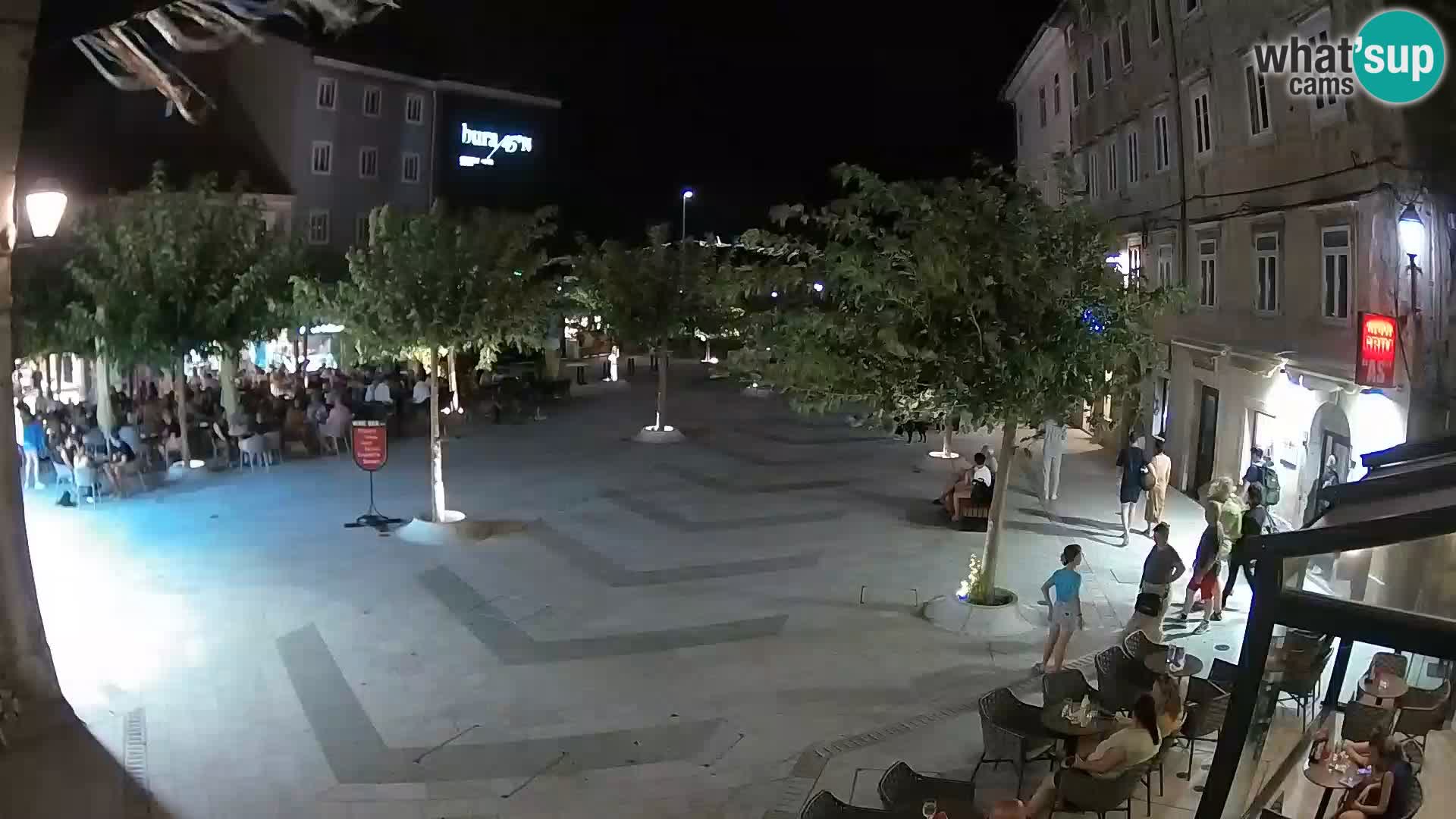 Zentrum der Stadt Senj – Pavlin platz – Live Cam Dalmatia