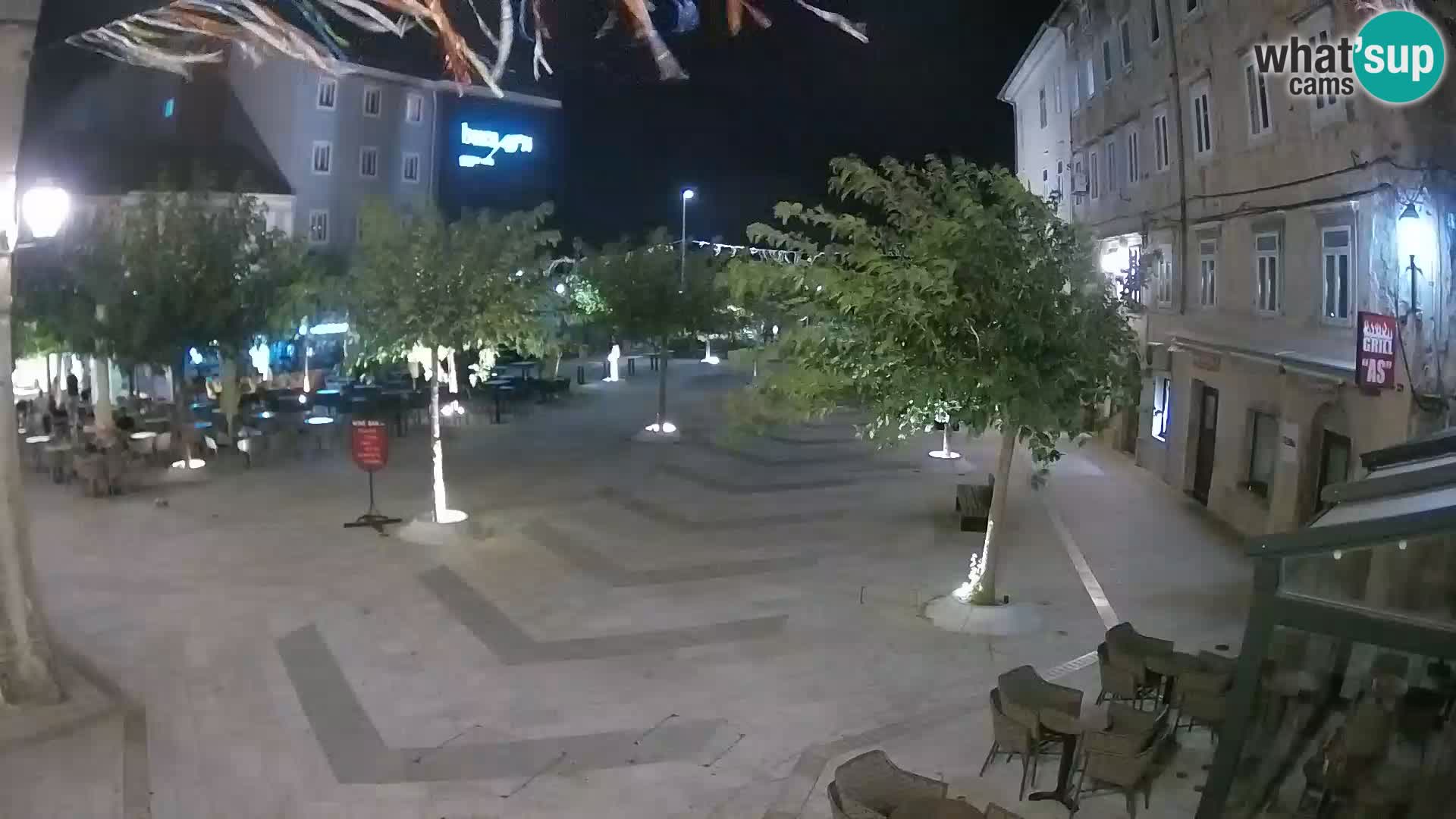 Zentrum der Stadt Senj – Pavlin platz – Live Cam Dalmatia