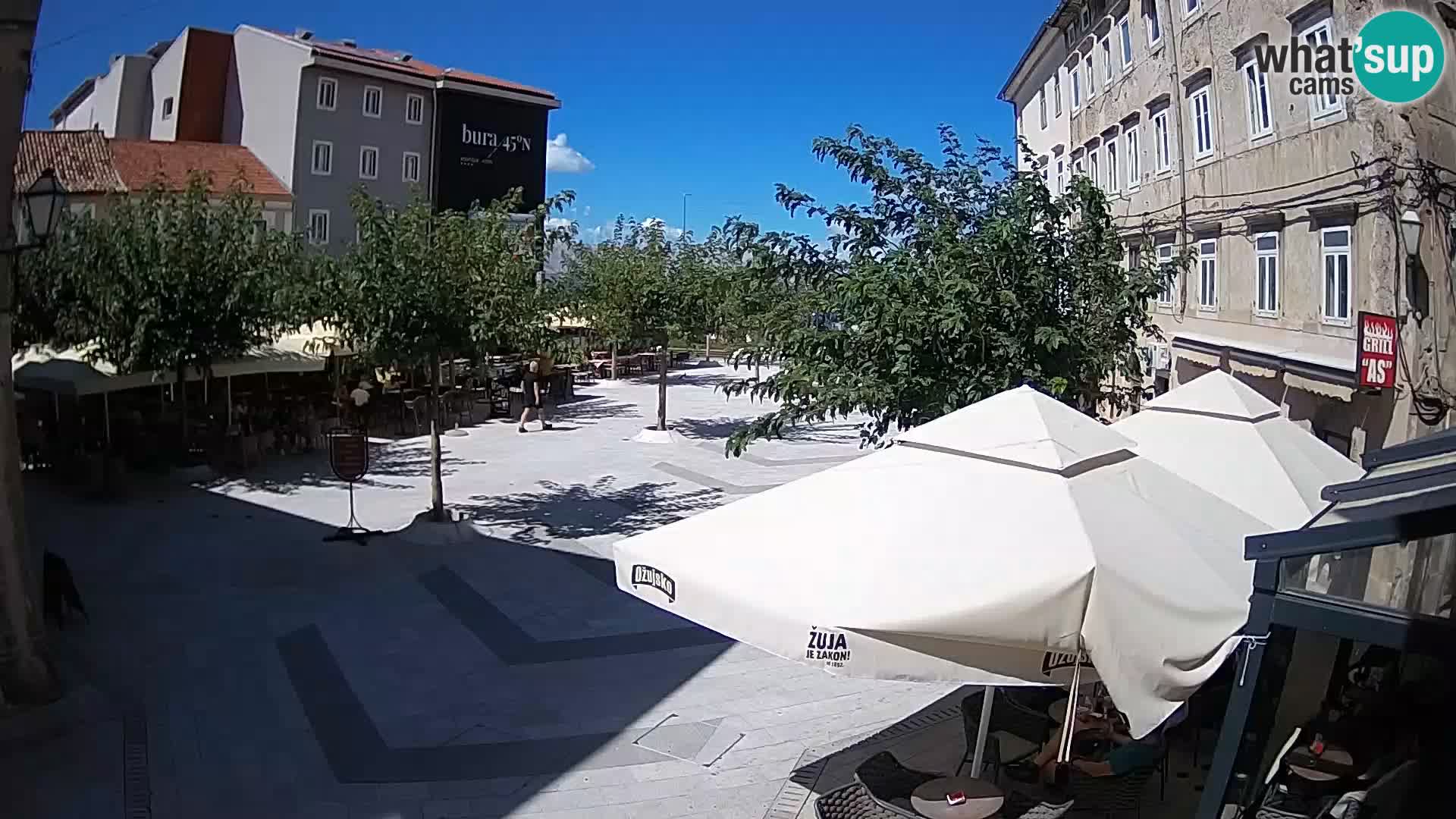 Zentrum der Stadt Senj – Pavlin platz – Live Cam Dalmatia