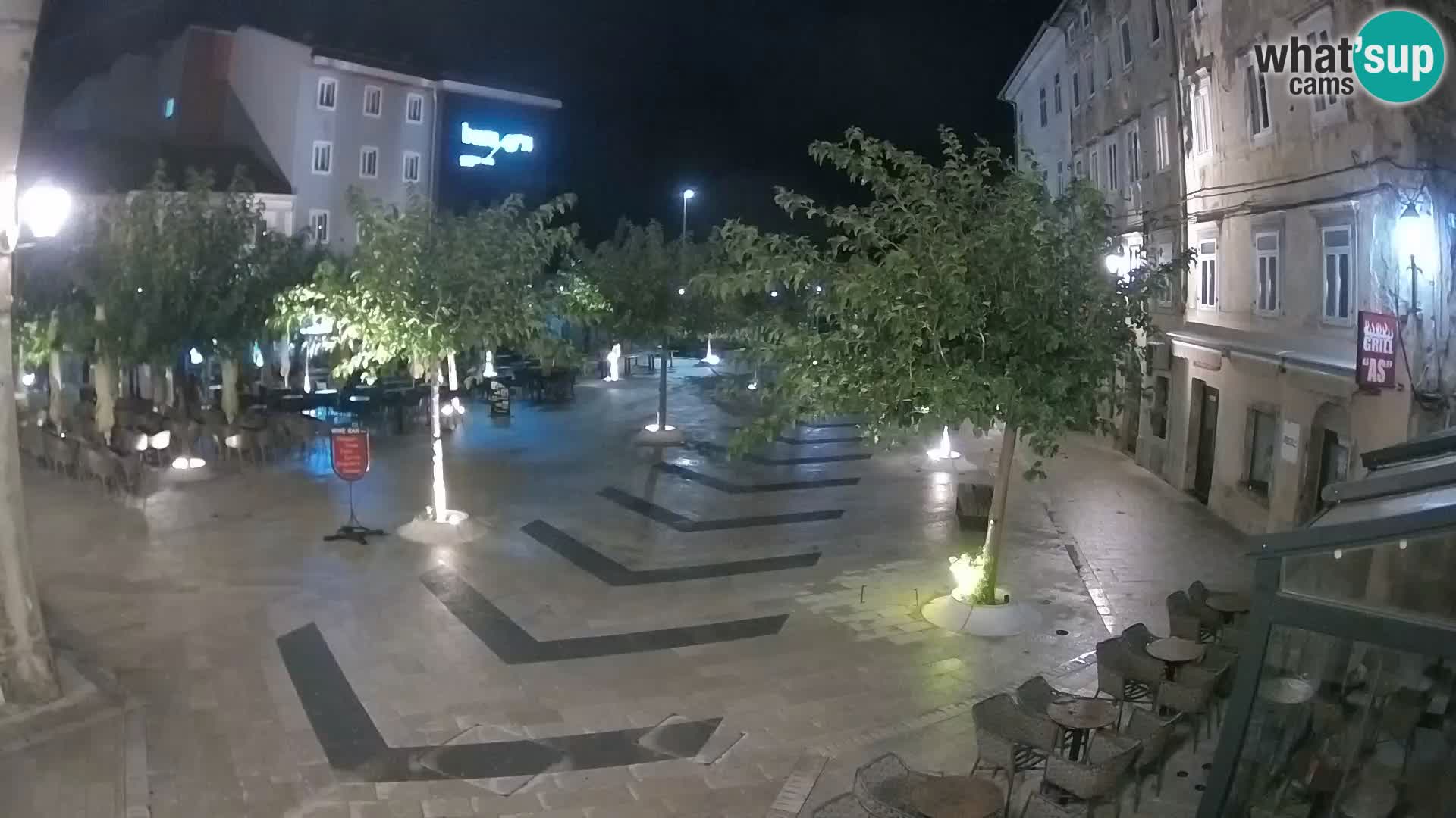 Zentrum der Stadt Senj – Pavlin platz – Live Cam Dalmatia