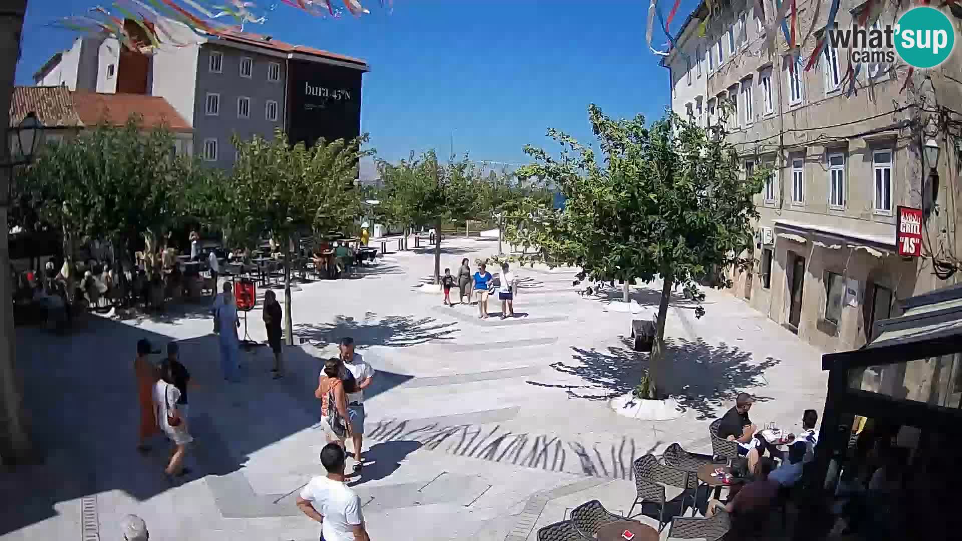 Center mesta Senj – Pavlinski trg – spletne kamere Dalmacija