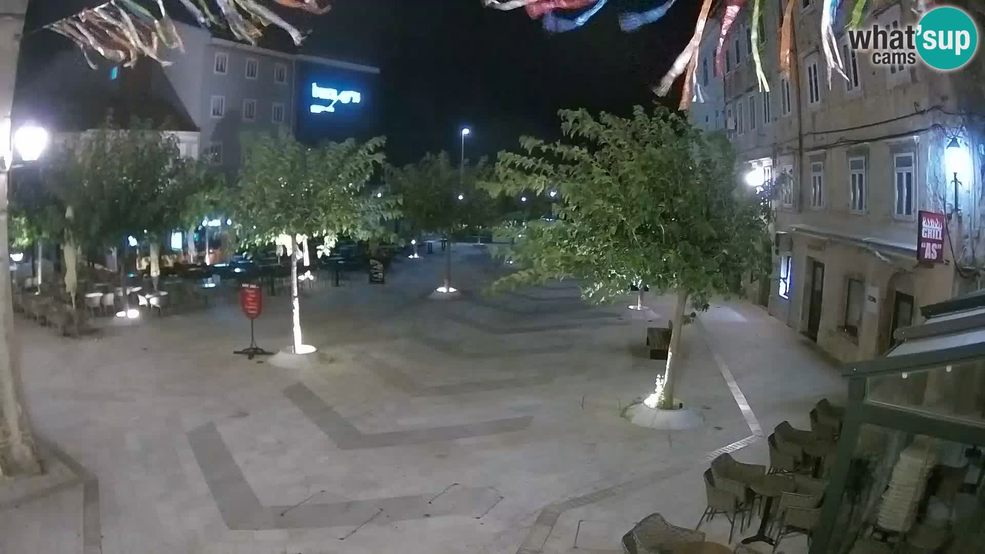 Zentrum der Stadt Senj – Pavlin platz – Live Cam Dalmatia
